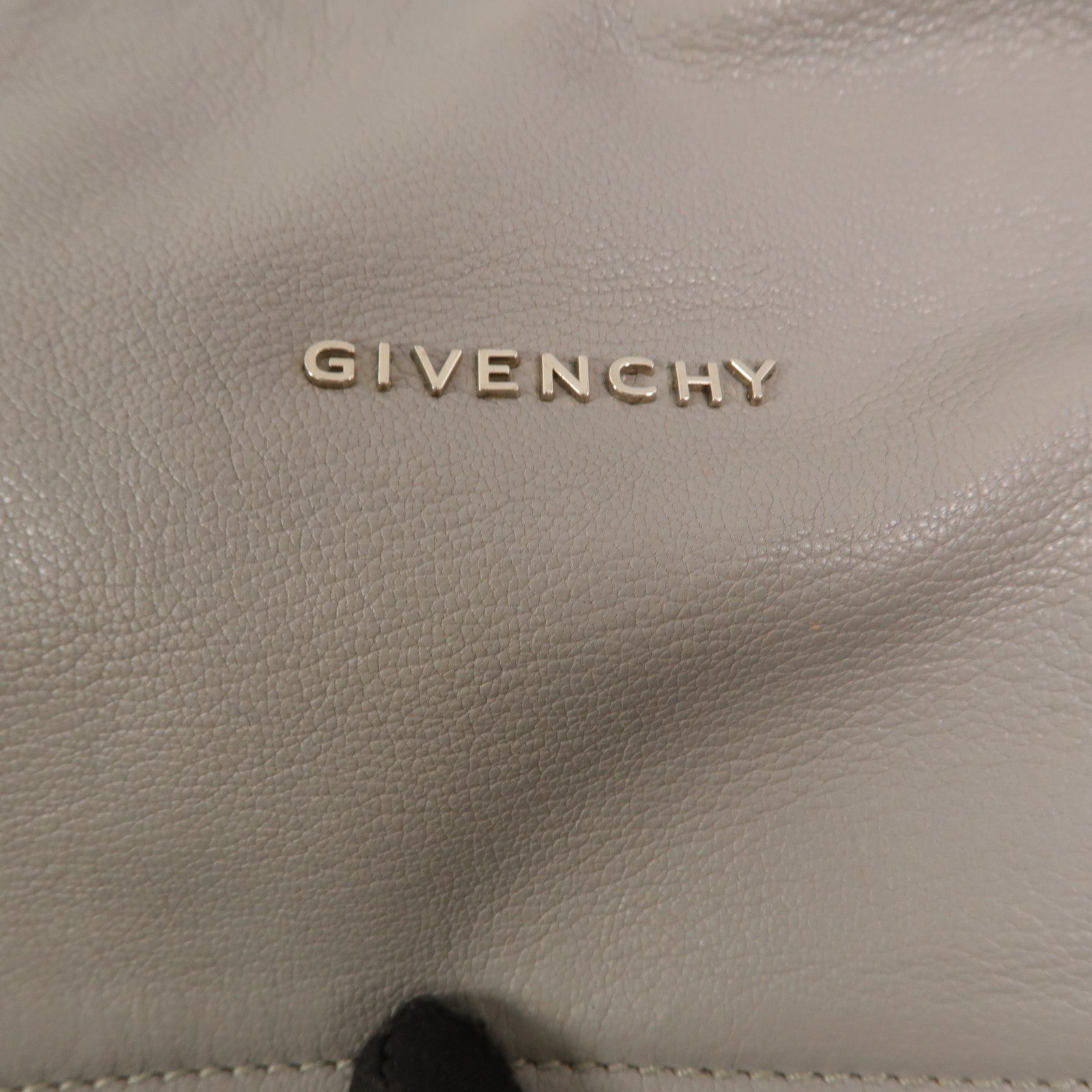 GIVENCHY 牛皮皮革Pandora Medium手挽肩背兩用袋