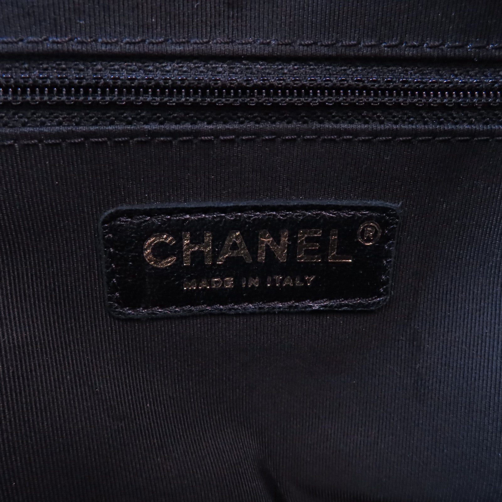 CHANEL 牛皮皮革Waist Bag金扣腰包黑色