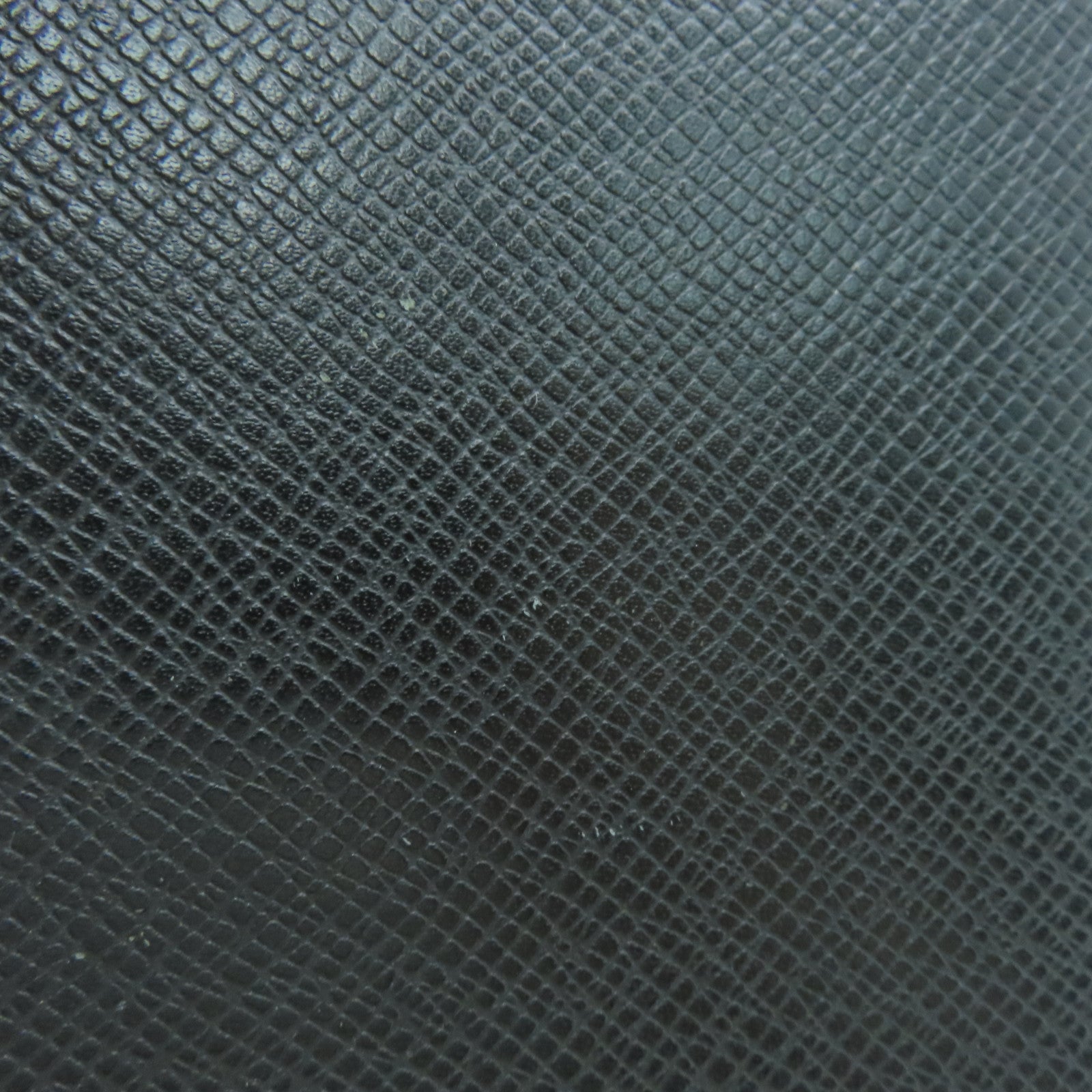 LOUIS VUITTON Tiga Long Wallet long wallet black