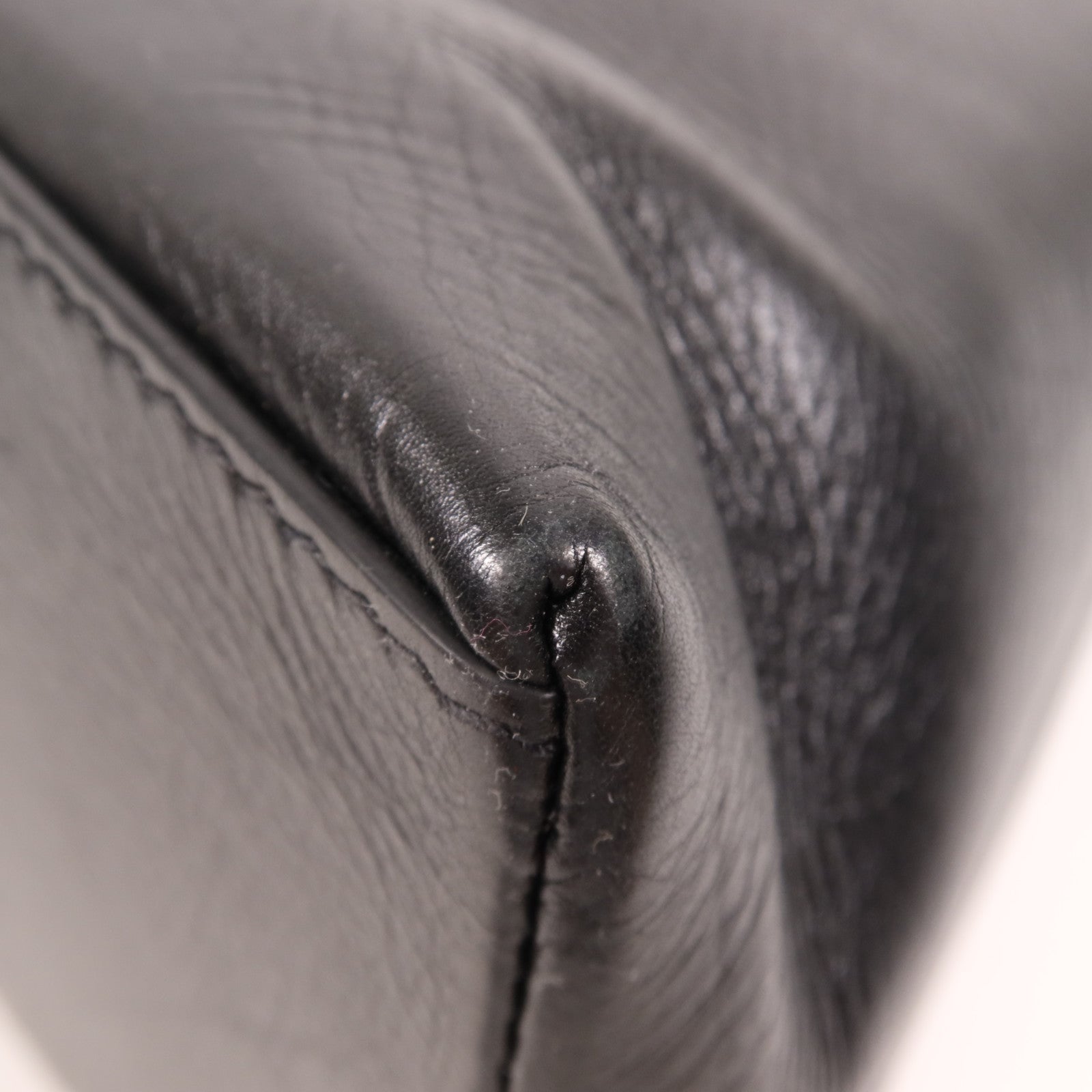 BALENCIAGA 牛皮皮革Shoulder Bag金扣肩背袋