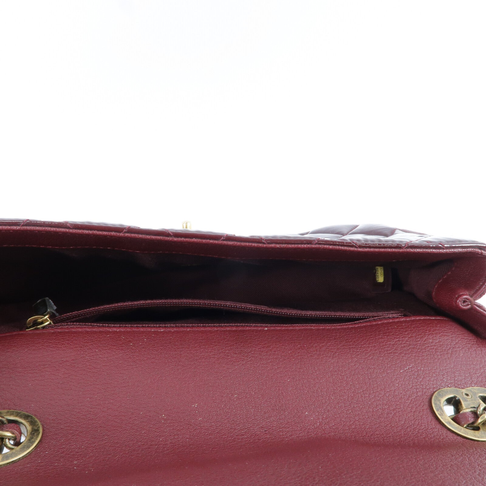 CHANEL 牛皮皮革/漆皮皮革CC Eyelet Flap Bag鏈帶肩背袋
