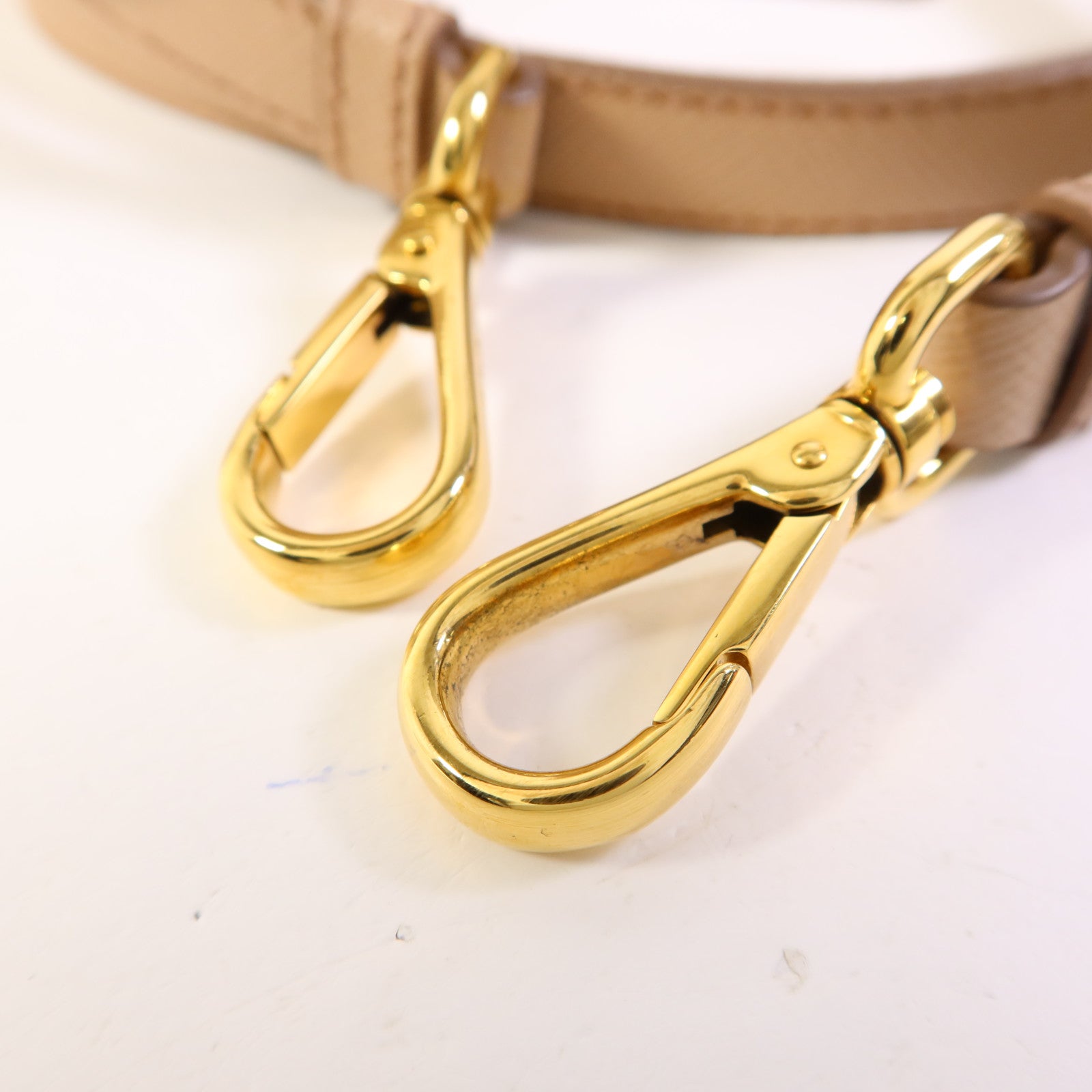 PRADA Saffiano皮革Galleria金扣手挽肩背兩用袋