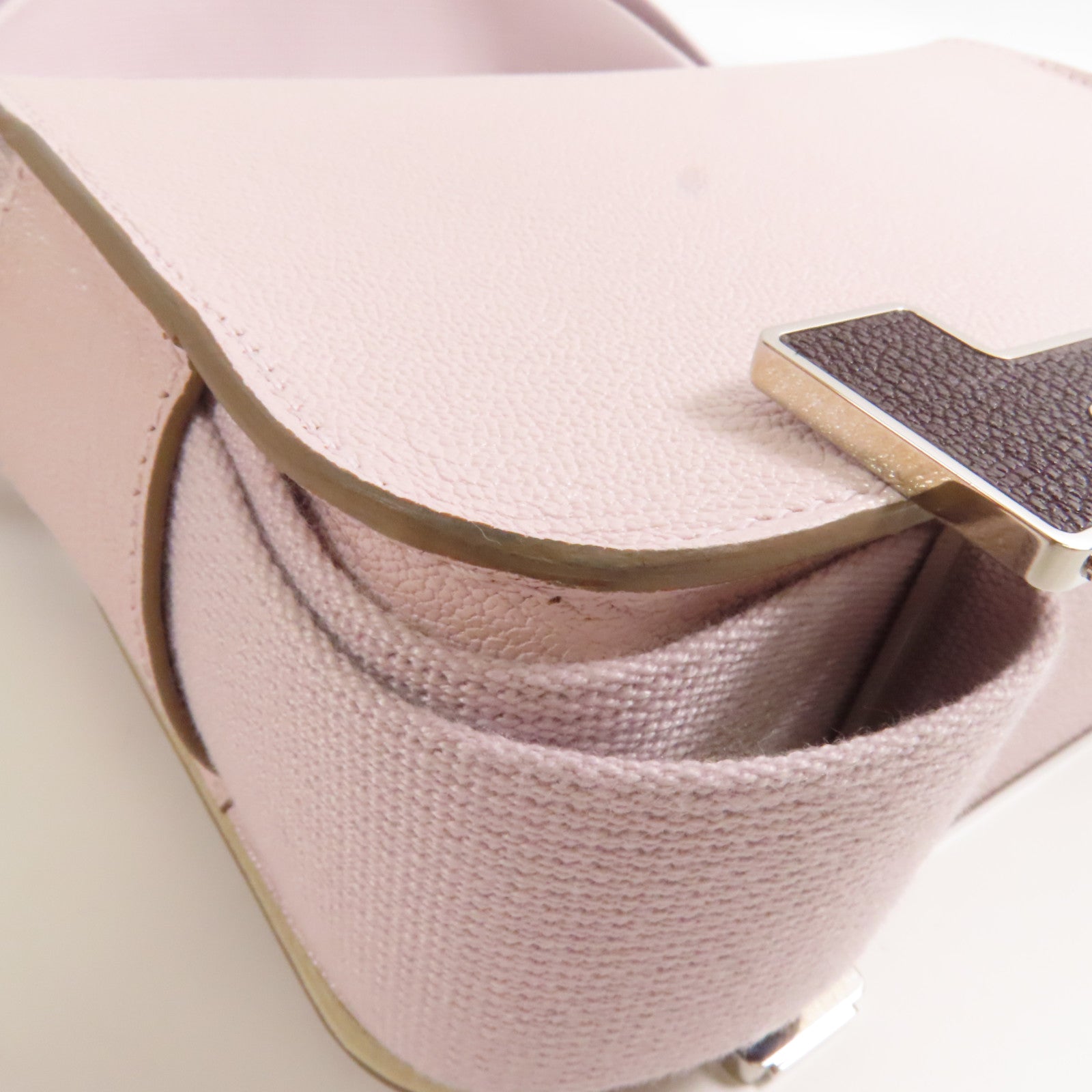 HERMES 【激減優惠】Chevre皮革Geta銀扣肩背袋Mauve Sylvestre