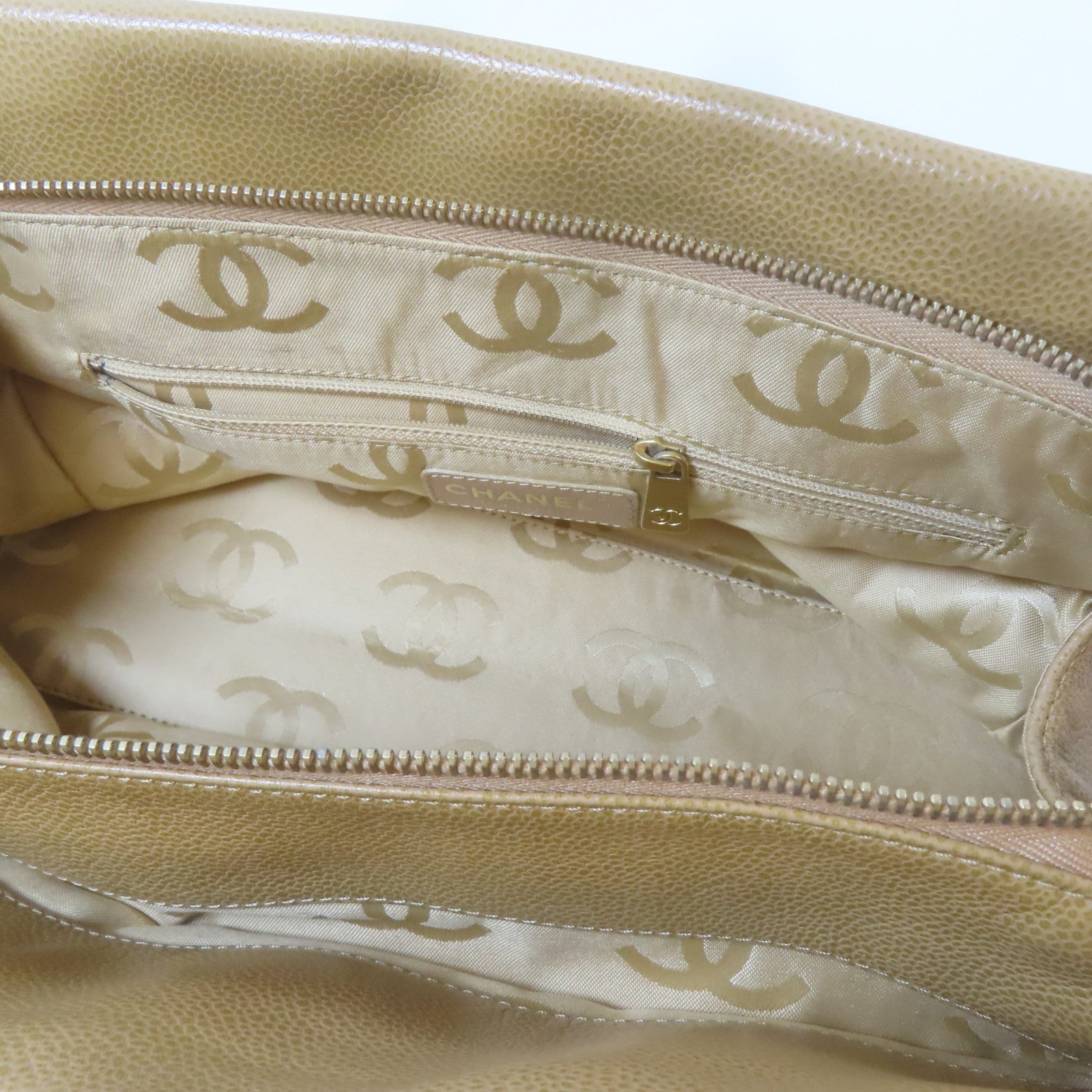 CHANEL Caviar皮革Shoulder Bag金扣肩背袋啡色