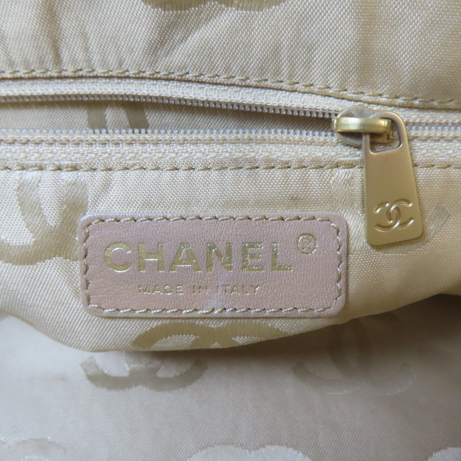 CHANEL Caviar皮革Shoulder Bag金扣肩背袋啡色