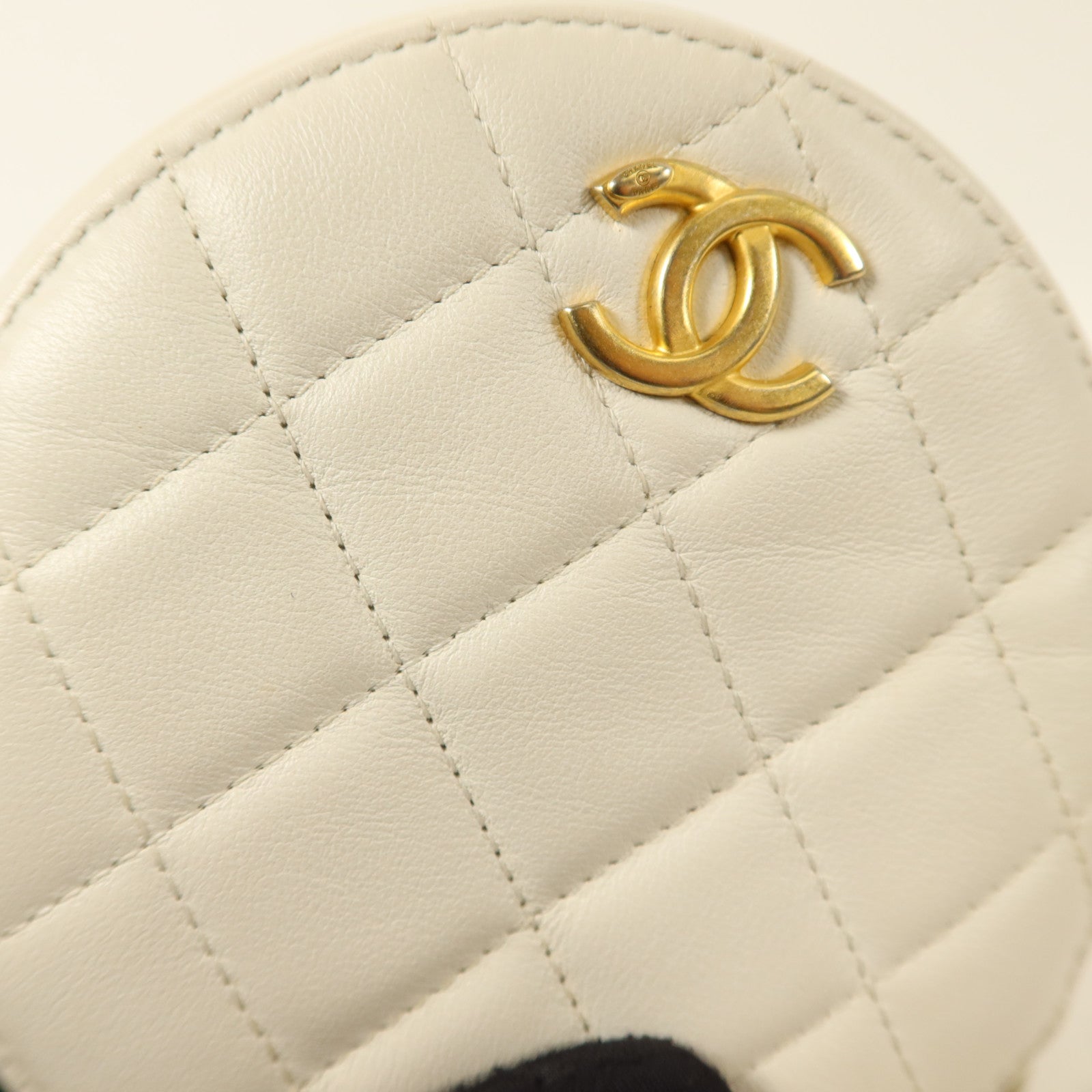 CHANEL 羊皮皮革Shoulder Bag金扣肩背袋