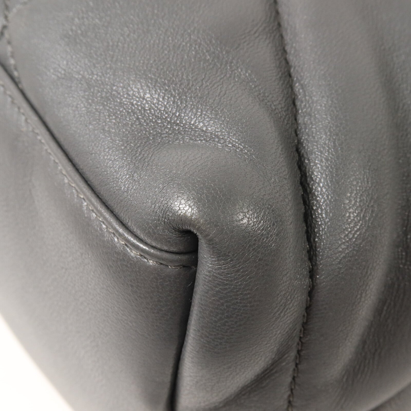 SAINT LAURENT 羊皮皮革Puffer Small鏈帶肩背袋