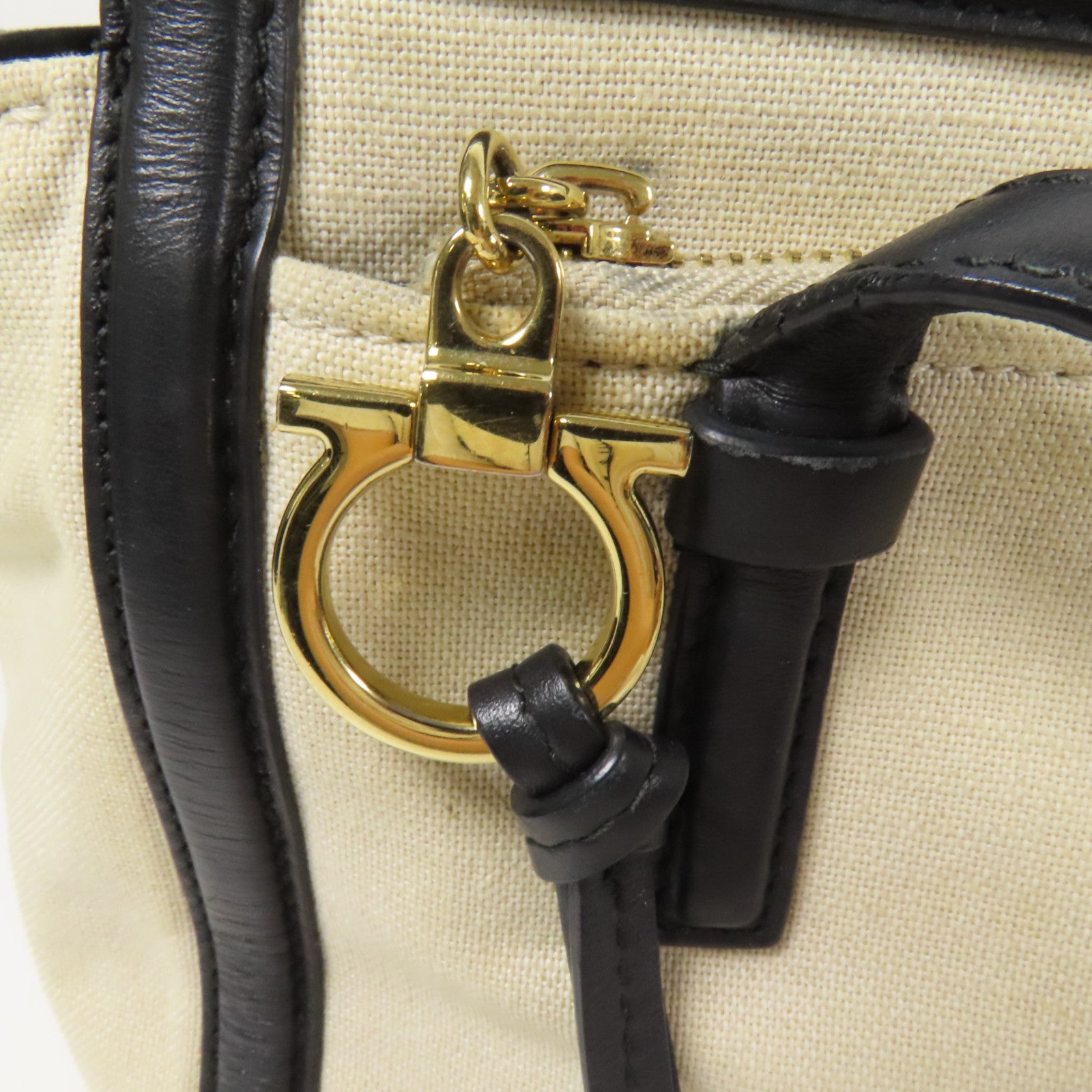 Salvatore Ferragamo 帆布2 Way Bag金扣手挽肩背兩用袋