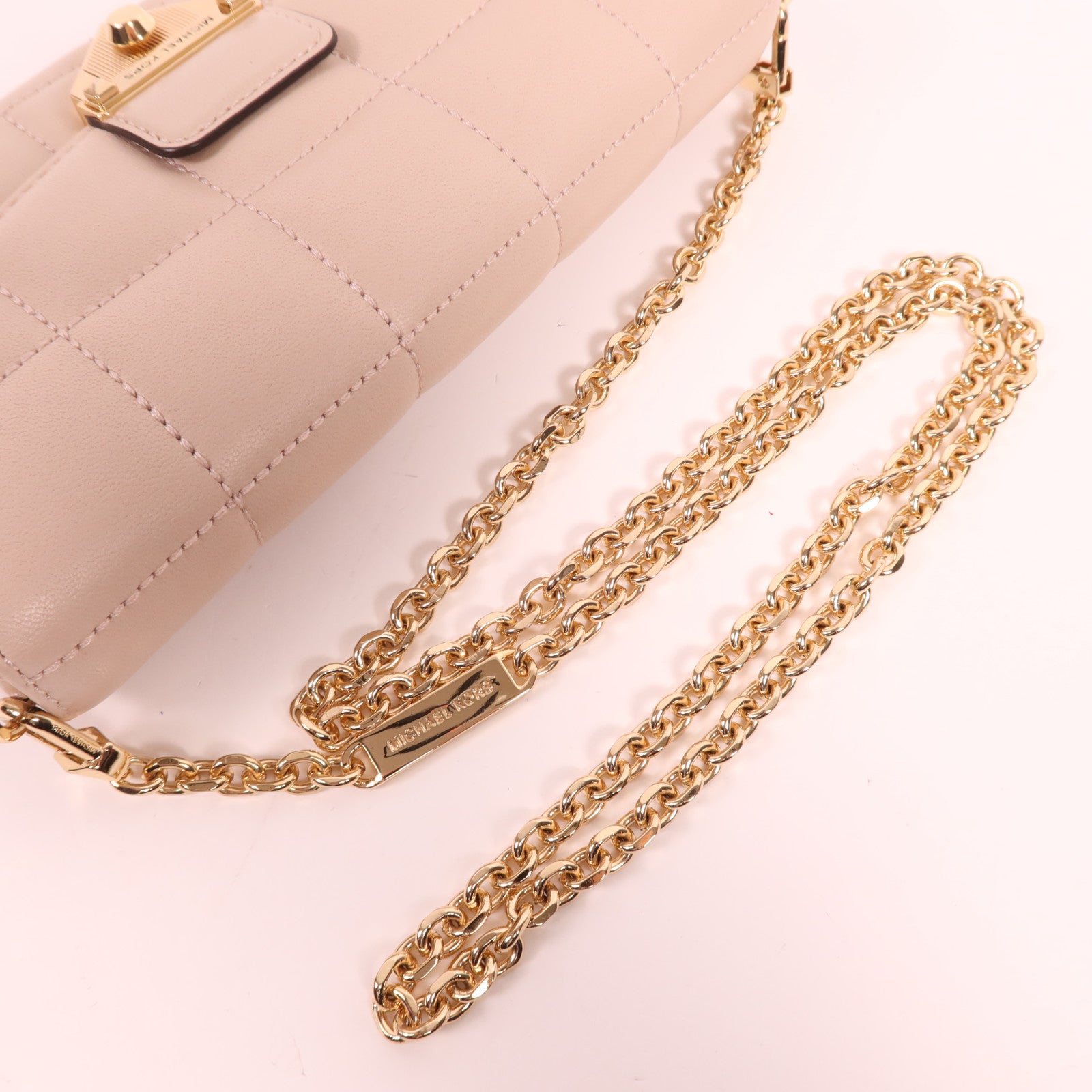 Michael Kors 羊皮皮革Soho Large Quilted Leather Shoulder Bag金扣鏈帶肩背袋