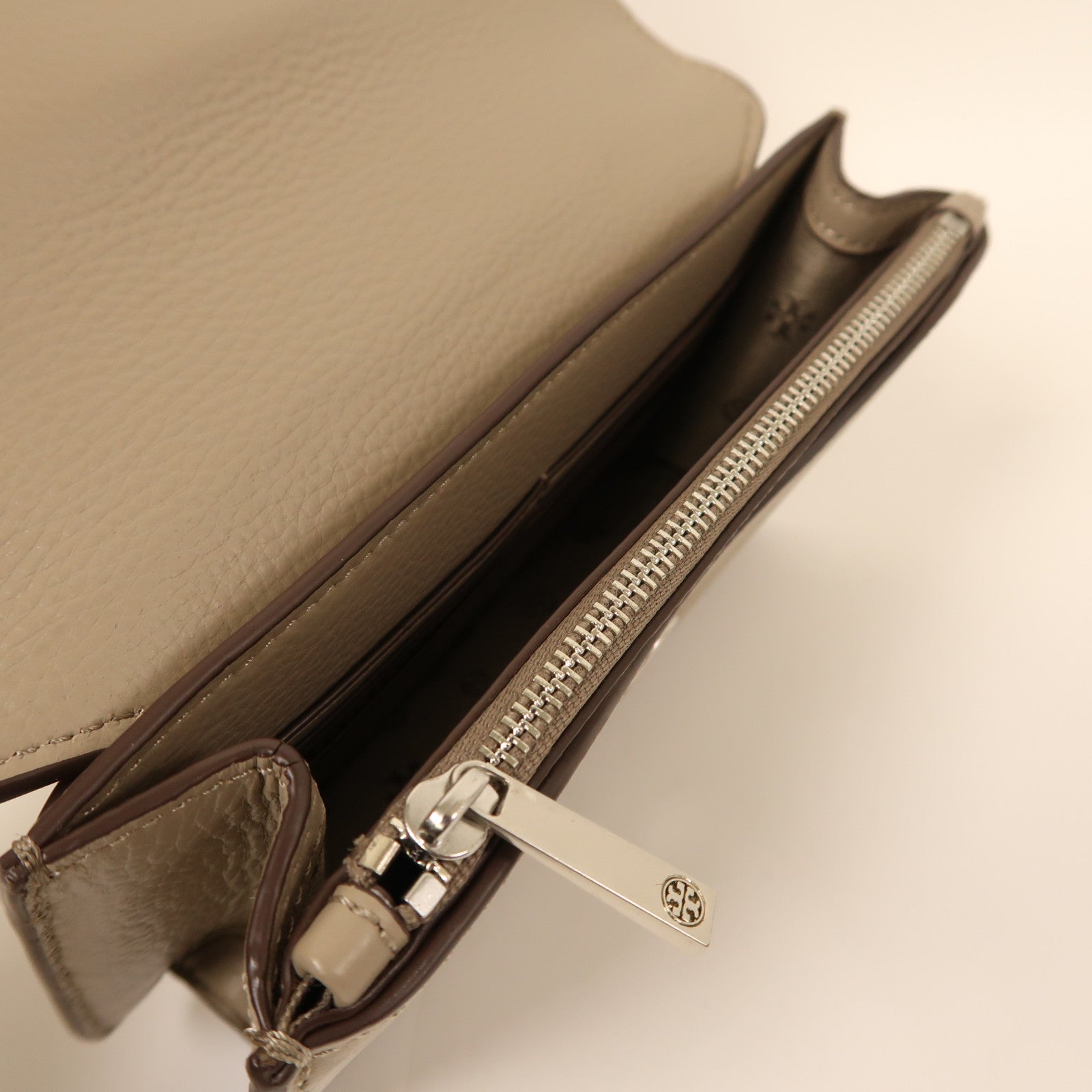 Tory Burch 牛皮皮革Shoulder Bag銀扣手挽肩背兩用袋灰色