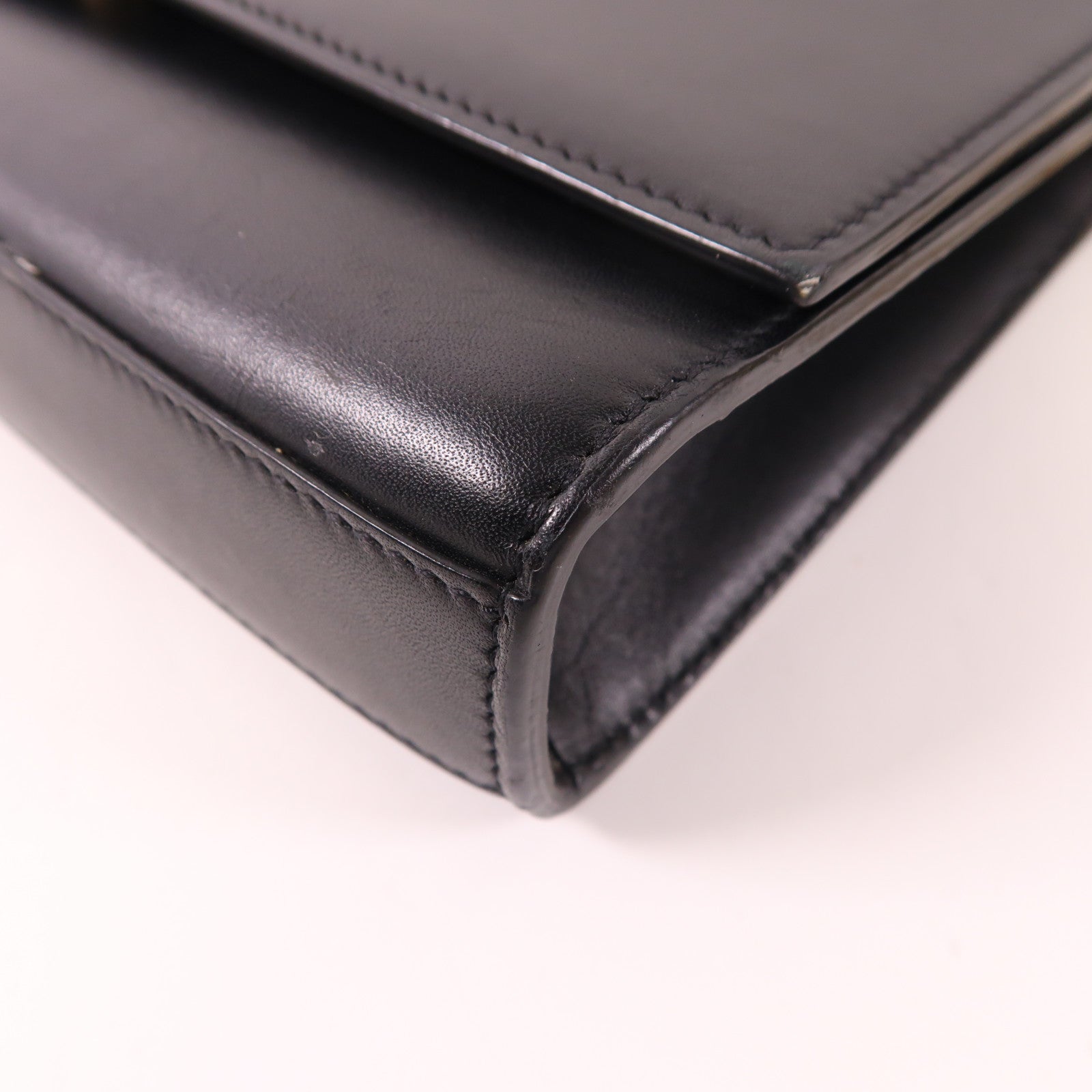 SAINT LAURENT 牛皮皮革Shoulder Bag金扣鏈帶肩背袋