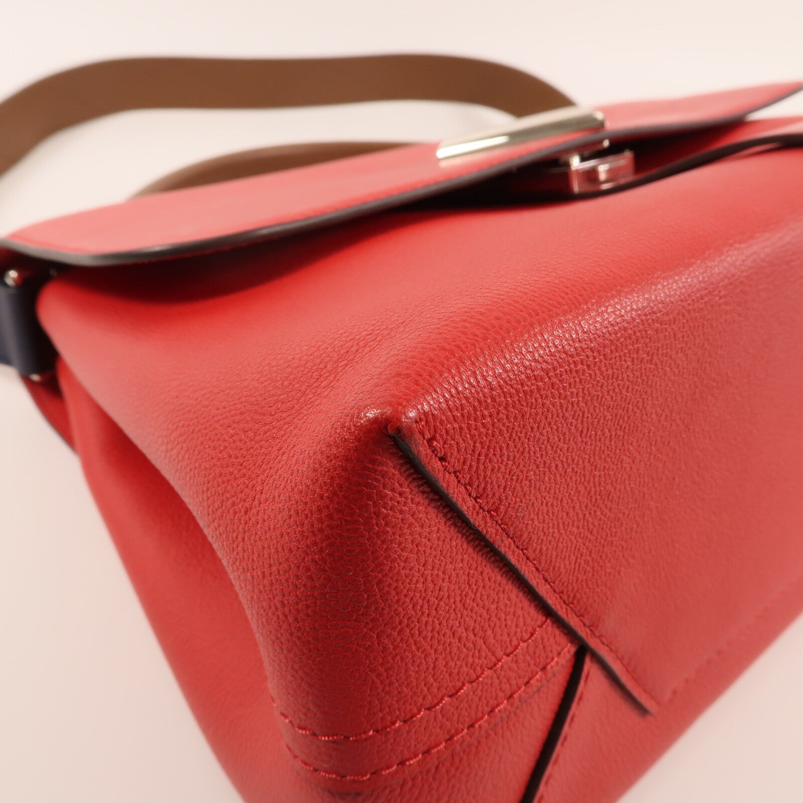 LOUIS VUITTON 【激減優惠】牛皮皮革Very One銀扣手挽肩背兩用袋
