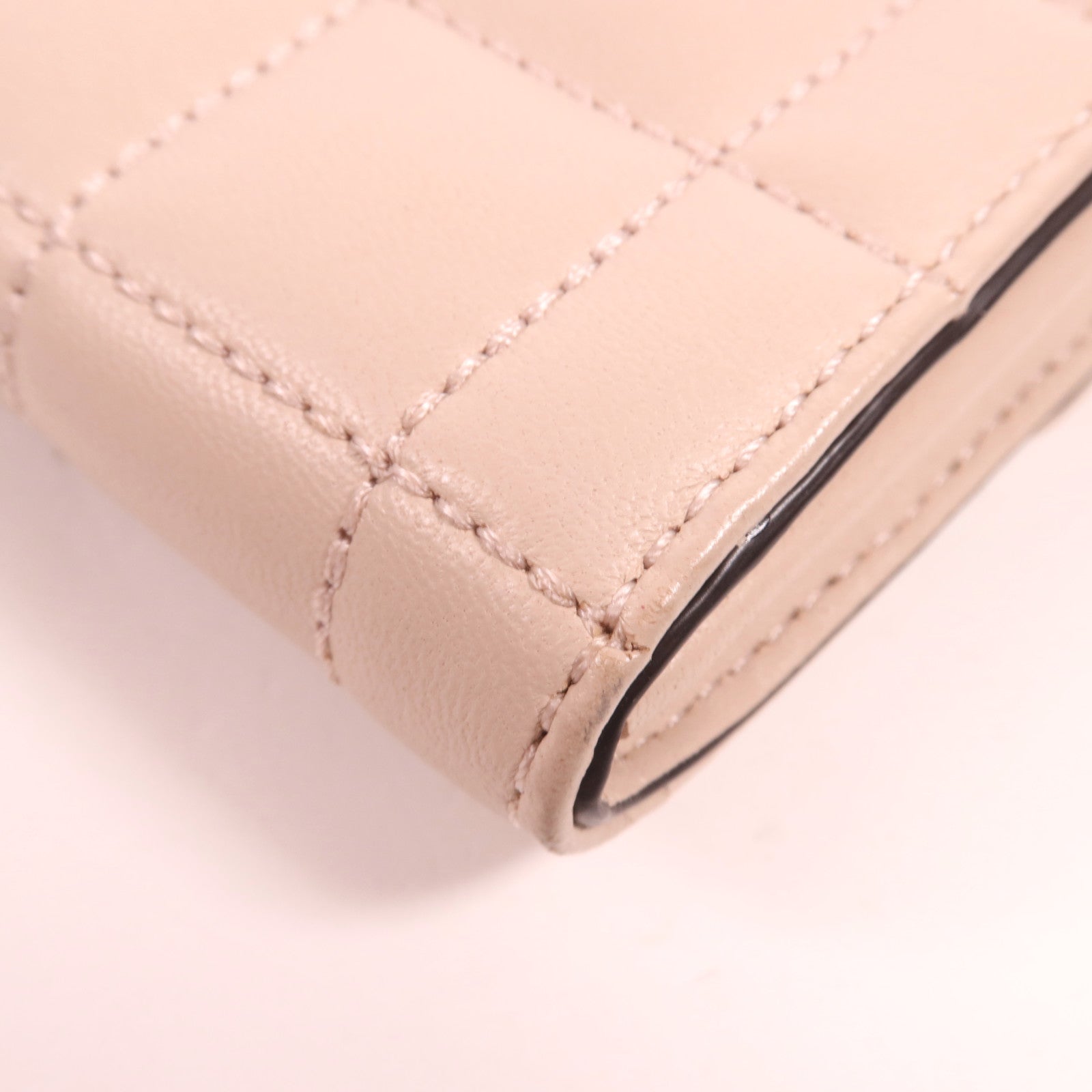 Michael Kors 羊皮皮革Soho Large Quilted Leather Shoulder Bag金扣鏈帶肩背袋