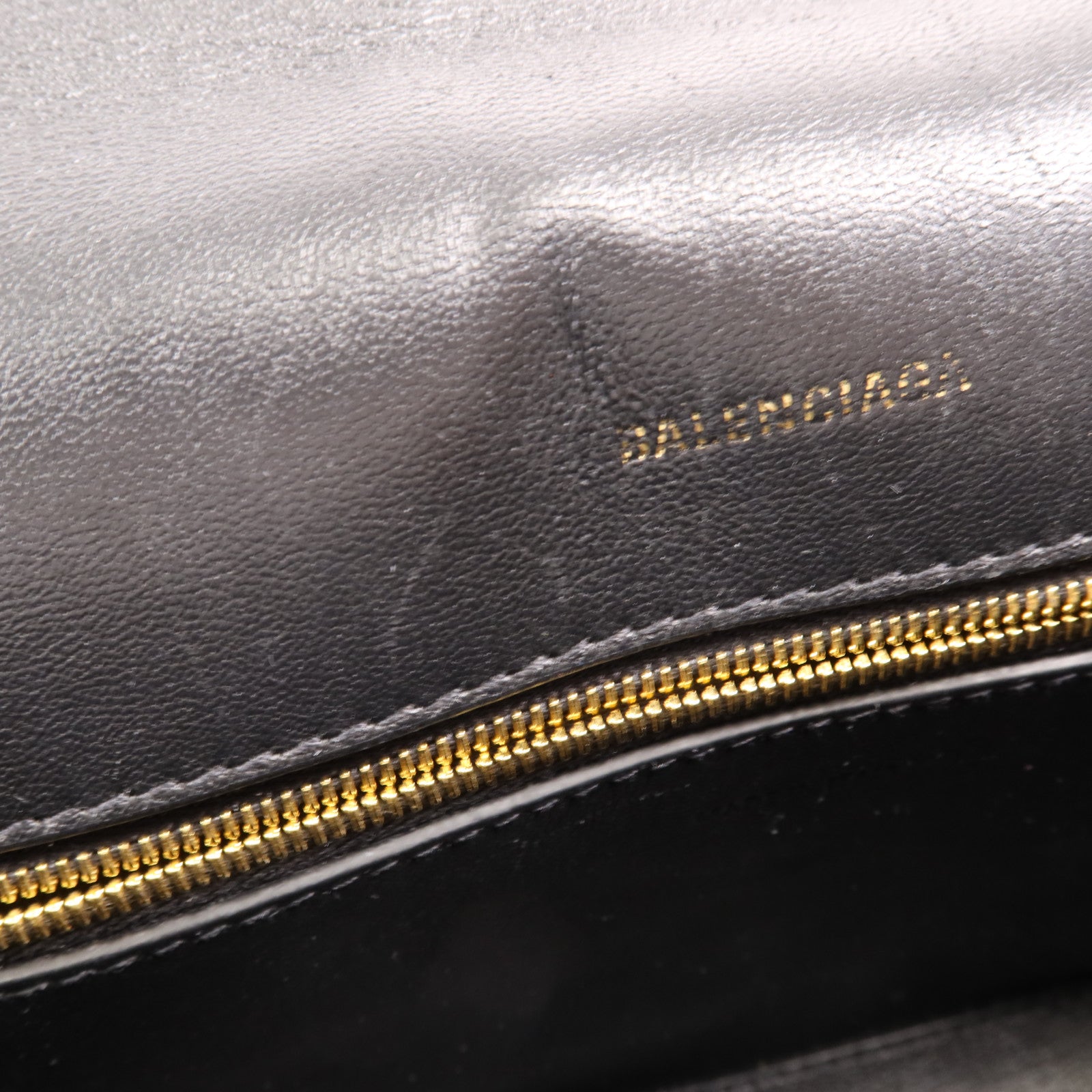 BALENCIAGA 牛皮皮革Shoulder Bag金扣肩背袋