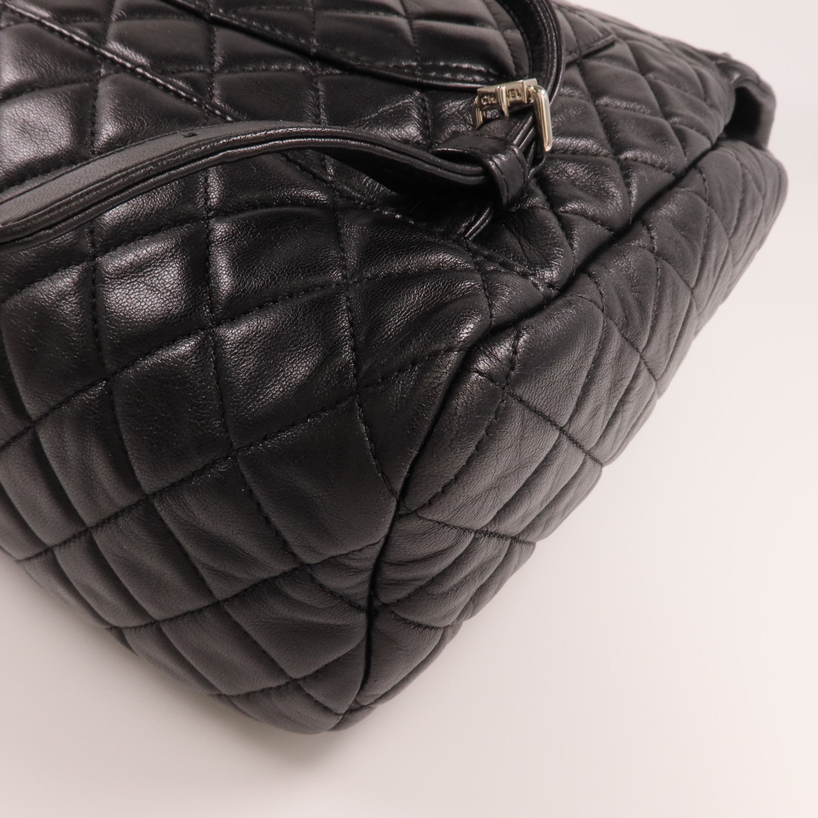 CHANEL 羊皮皮革Backpack銀扣背包