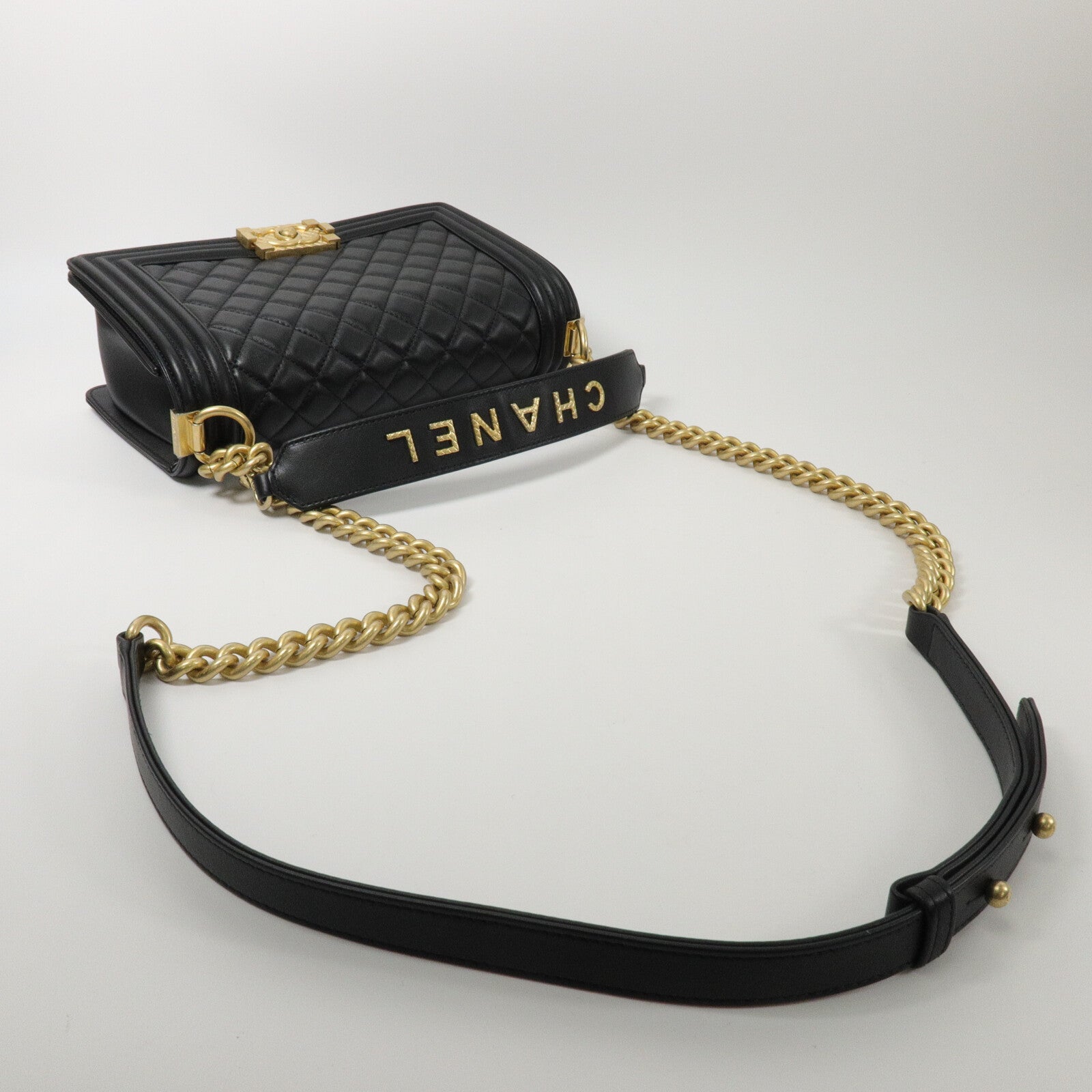 CHANEL 羊皮皮革Boy 25鏈帶手挽肩背兩用袋