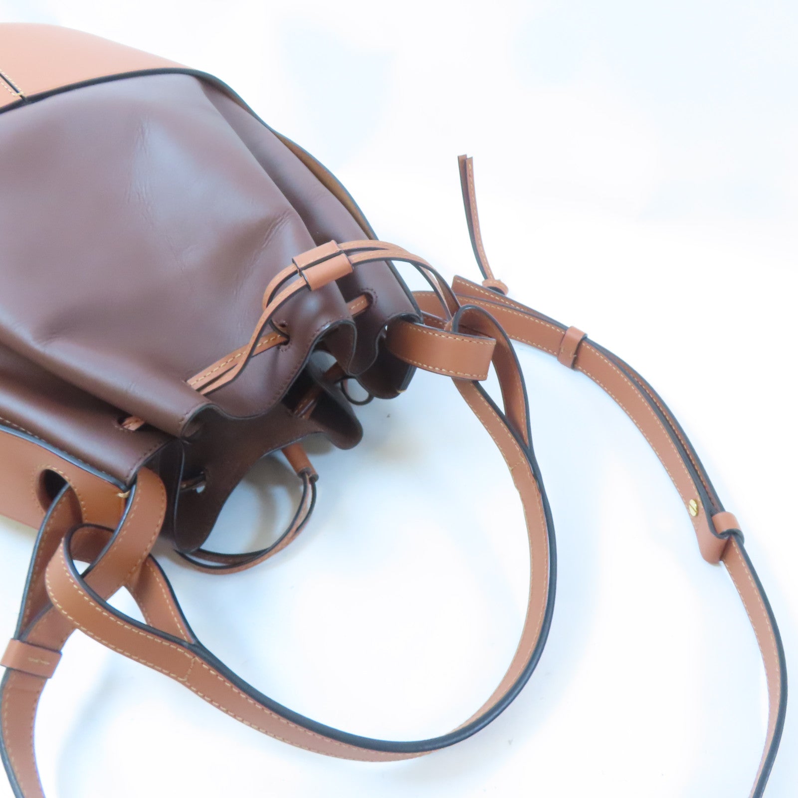 LOEWE【激減優惠】 牛皮皮革Balloon Bag金扣手挽肩背兩用袋啡色
