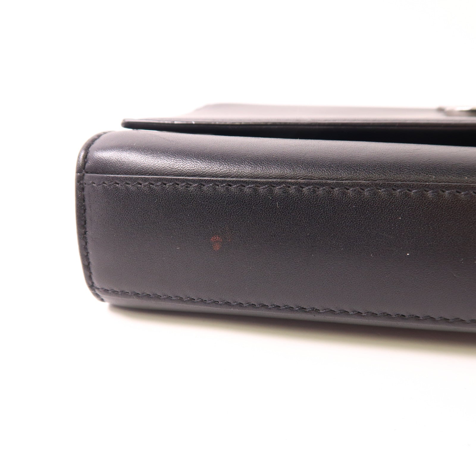 SAINT LAURENT 牛皮皮革Shoulder Bag金扣鏈帶肩背袋