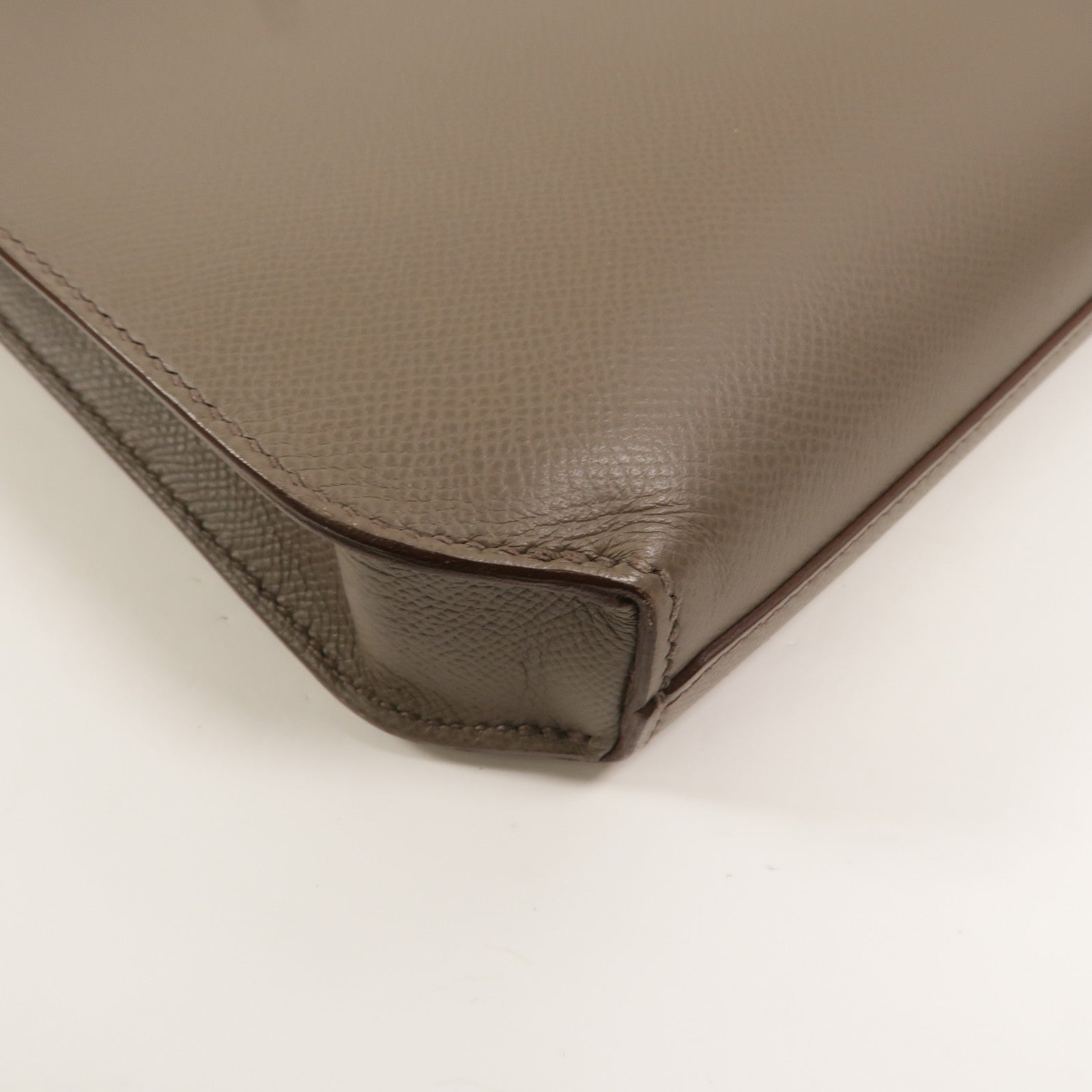 HERMES Epsom皮革Kelly Depeches 36手拿包Etain