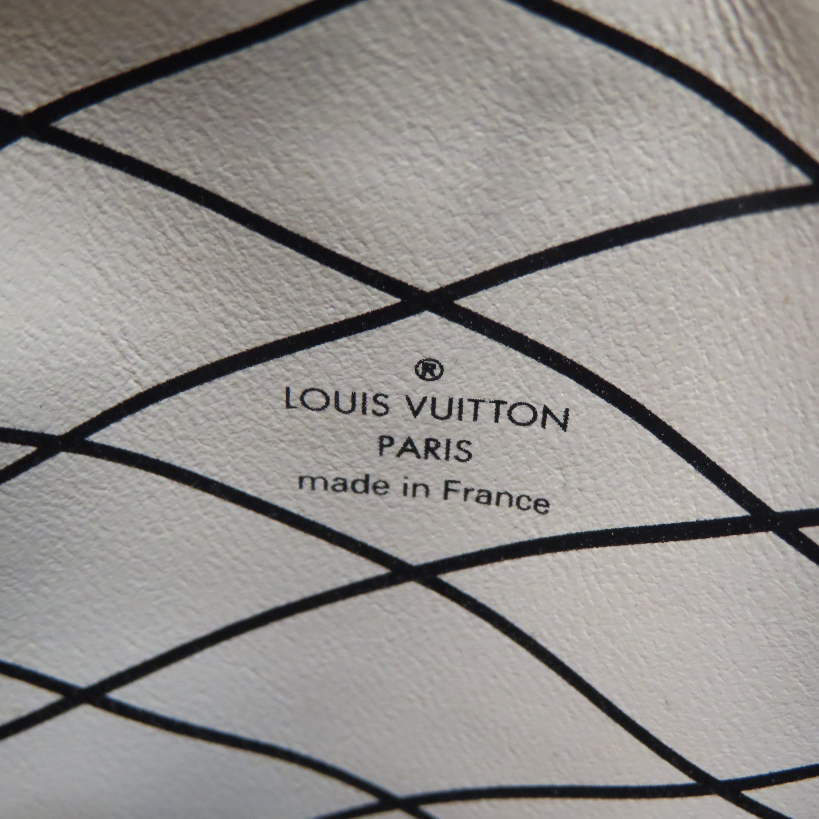 LOUIS VUITTON Monogram Reverse Trunk Clutch金扣肩背袋啡色/黑色