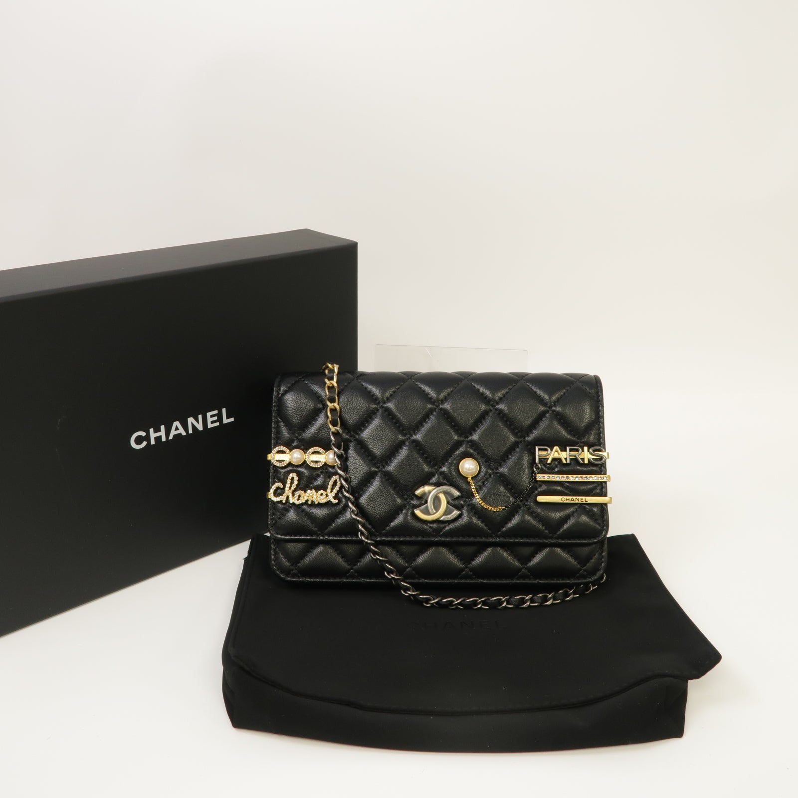 CHANEL 菱格羊皮皮革WOC Wallet On Chain Shoulder Bag金扣鏈帶肩背袋黑色