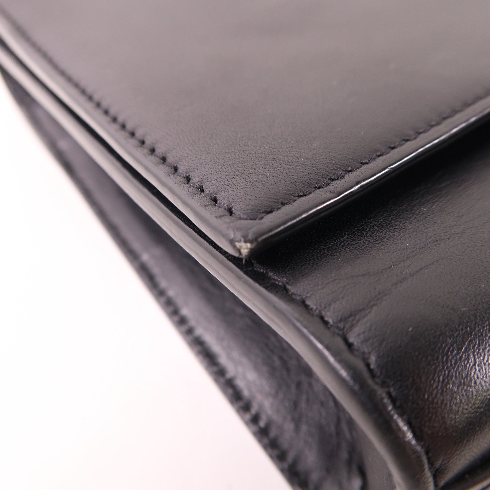 SAINT LAURENT 牛皮皮革Shoulder Bag金扣鏈帶肩背袋