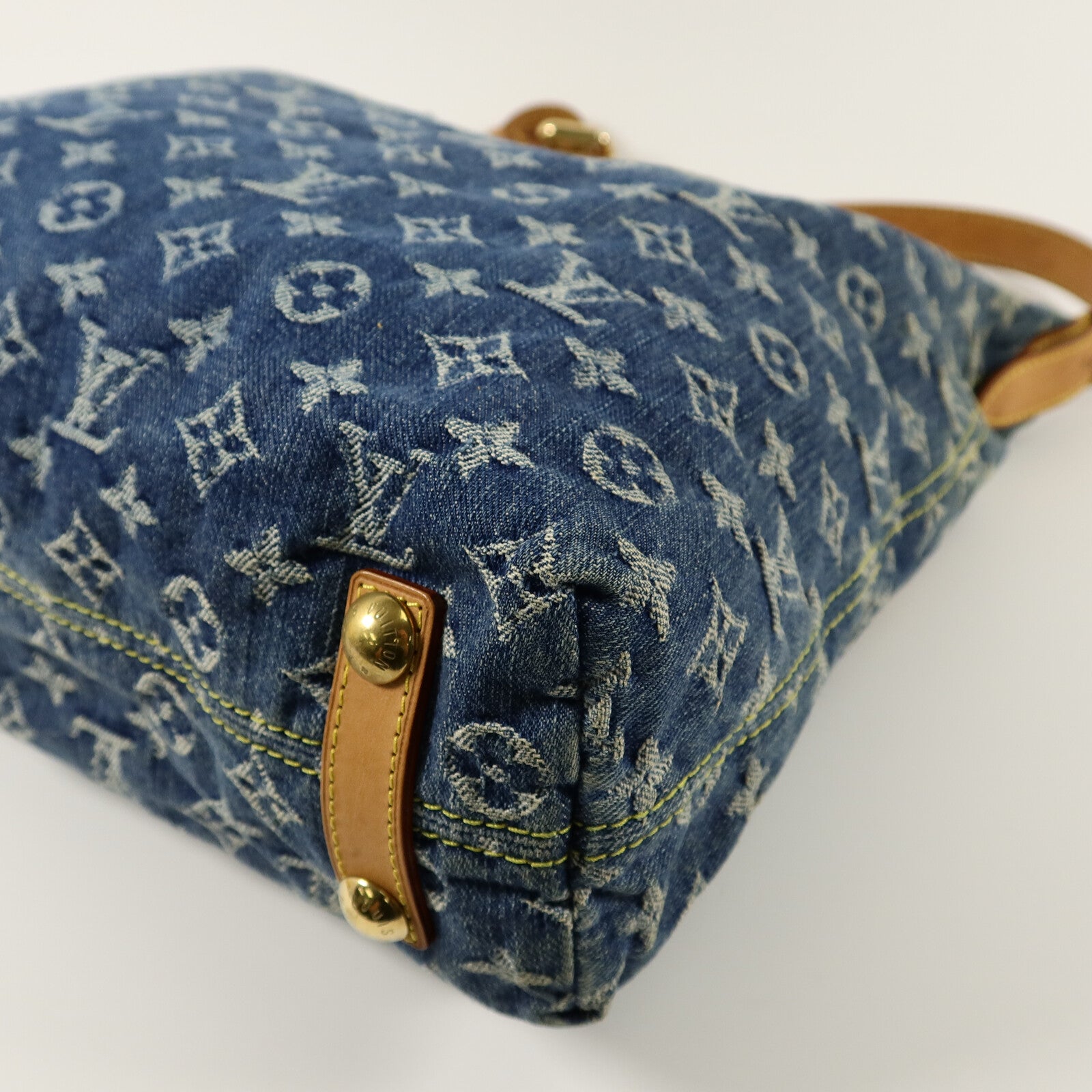 LOUIS VUITTON Monogram Denim Buggy GM肩背袋