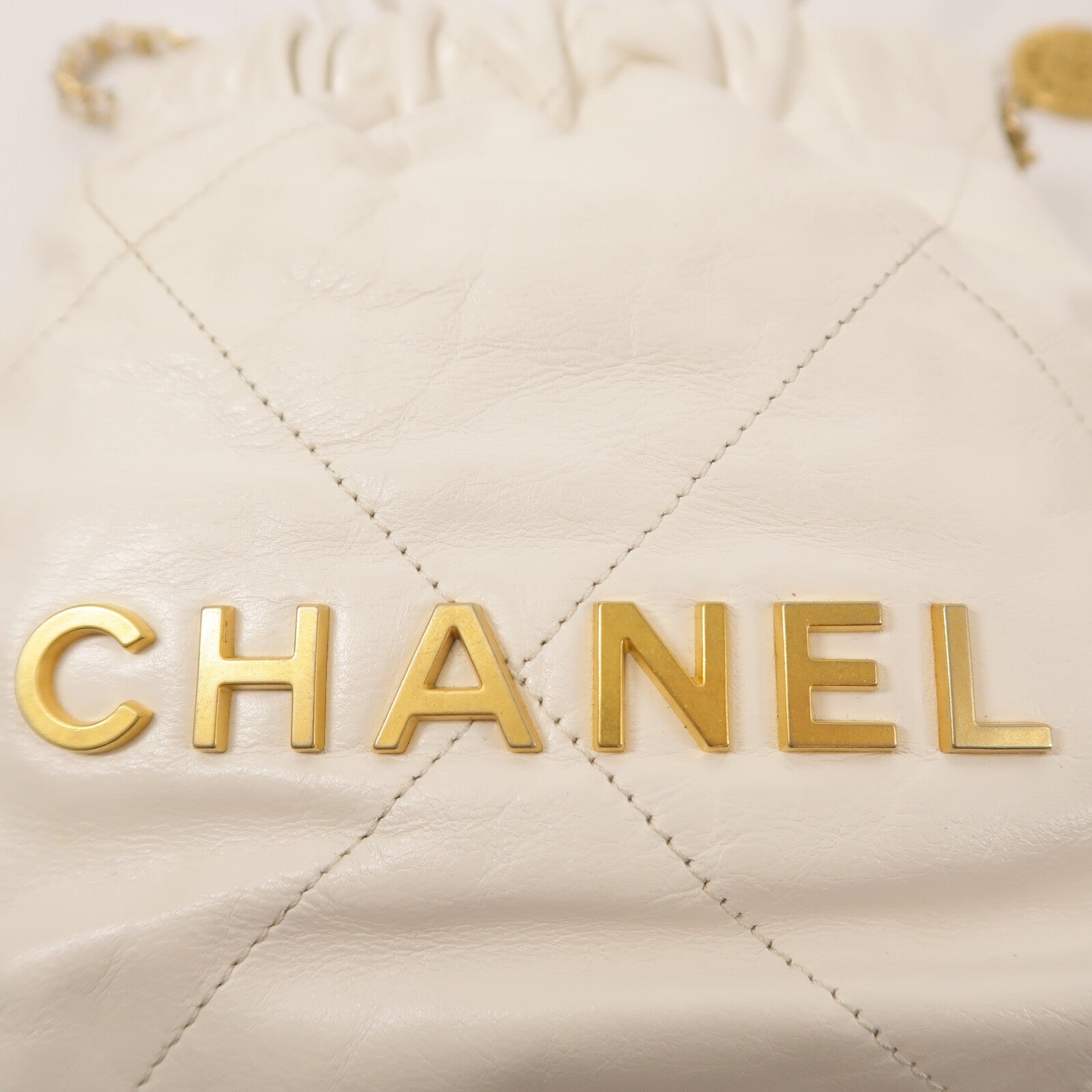 CHANEL 牛皮皮革Chanel 22 Mini鏈帶肩背袋