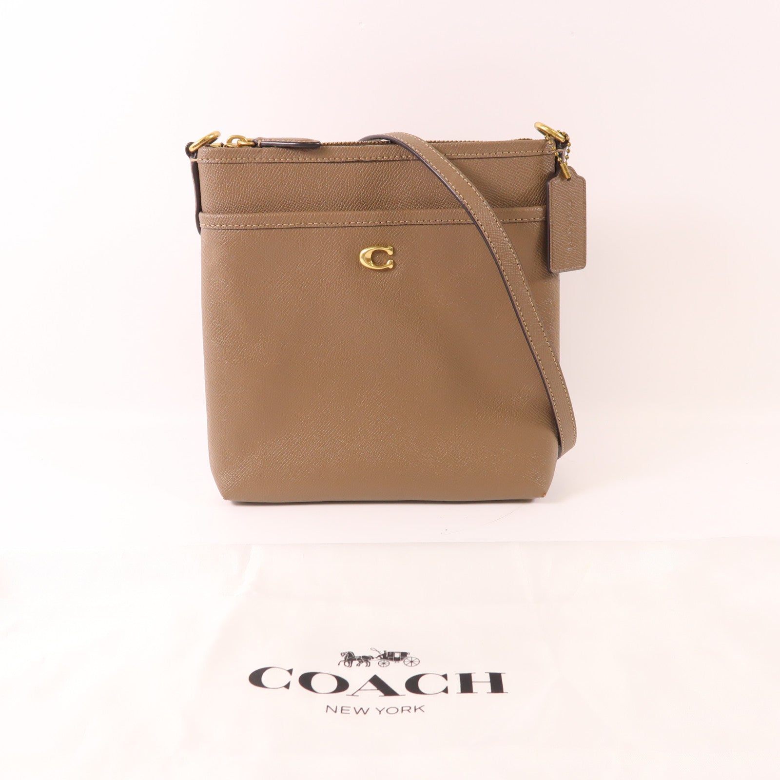 COACH 皮革Shoulder Bag金扣肩背袋
