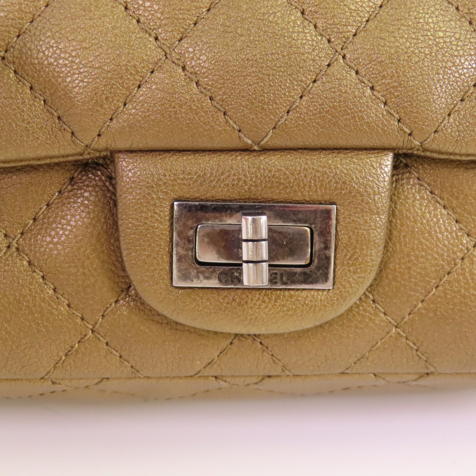CHANEL 牛皮皮革2.55 Small銀扣鏈帶肩背袋