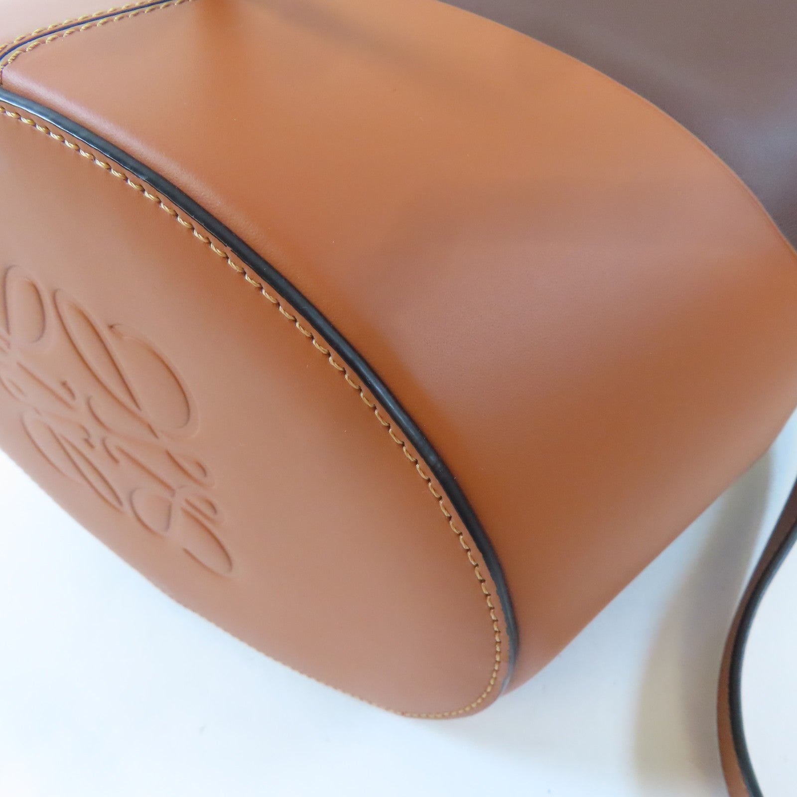LOEWE【激減優惠】 牛皮皮革Balloon Bag金扣手挽肩背兩用袋啡色