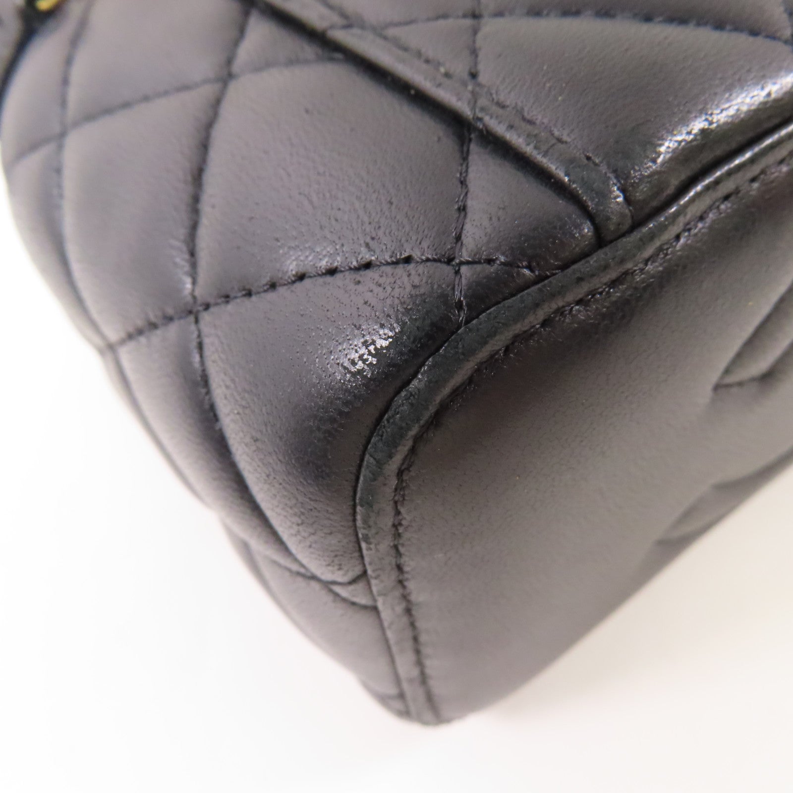 CHANEL 羊皮皮革Vanity Case金扣鏈帶肩背袋