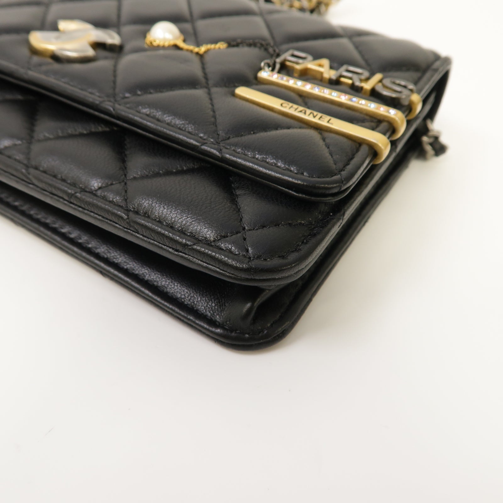 CHANEL 菱格羊皮皮革WOC Wallet On Chain Shoulder Bag金扣鏈帶肩背袋黑色