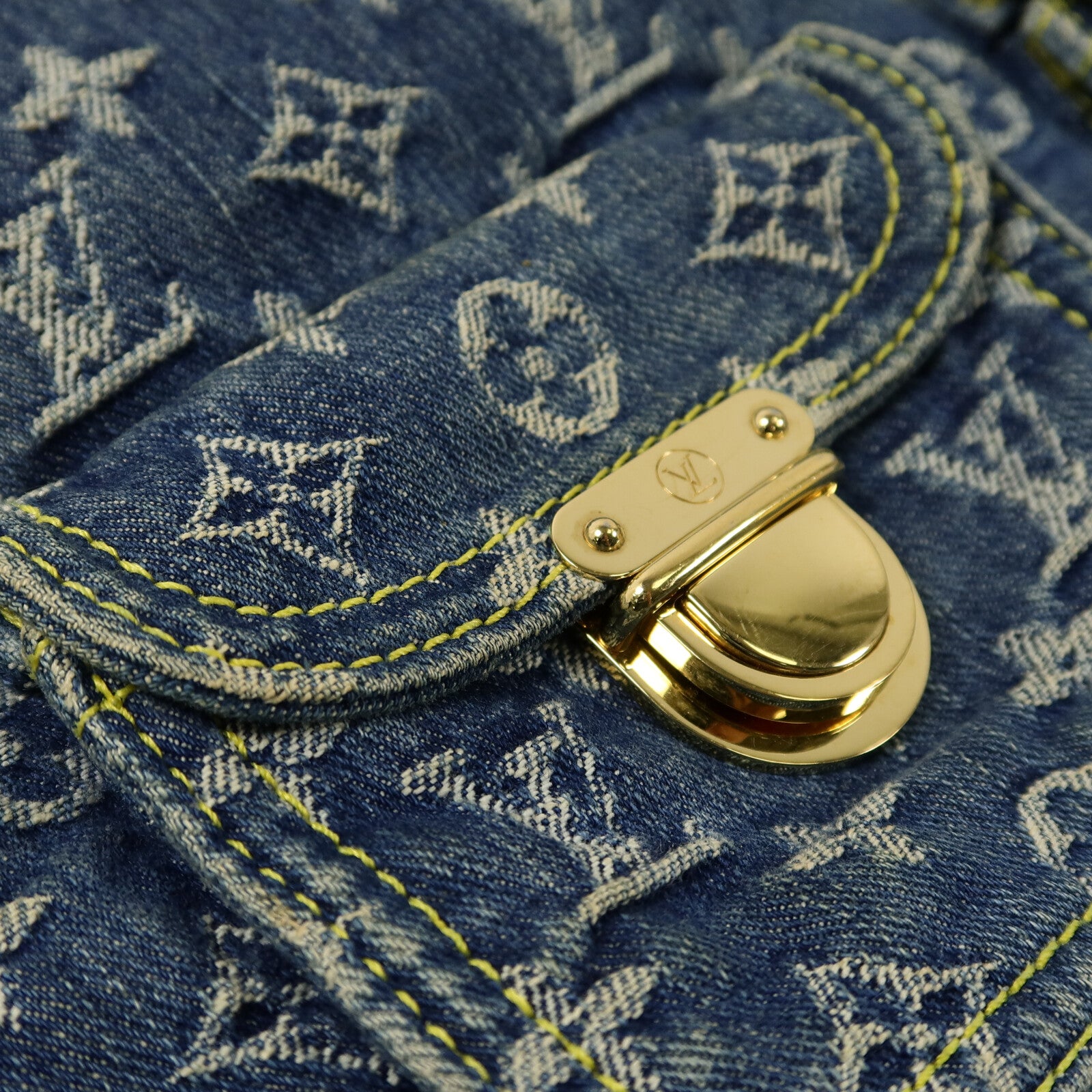LOUIS VUITTON Monogram Denim Buggy GM肩背袋
