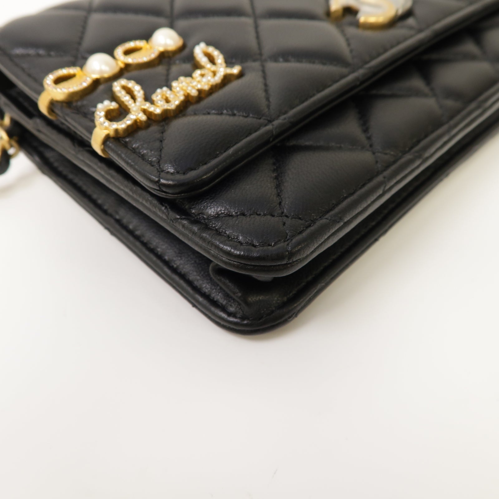 CHANEL 菱格羊皮皮革WOC Wallet On Chain Shoulder Bag金扣鏈帶肩背袋黑色