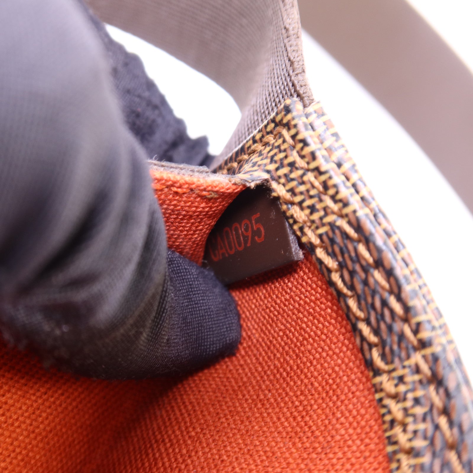 LOUIS VUITTON Damier Geronimos金扣腰包