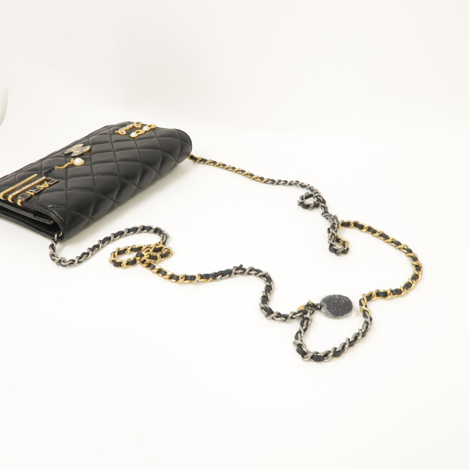 CHANEL 菱格羊皮皮革WOC Wallet On Chain Shoulder Bag金扣鏈帶肩背袋黑色