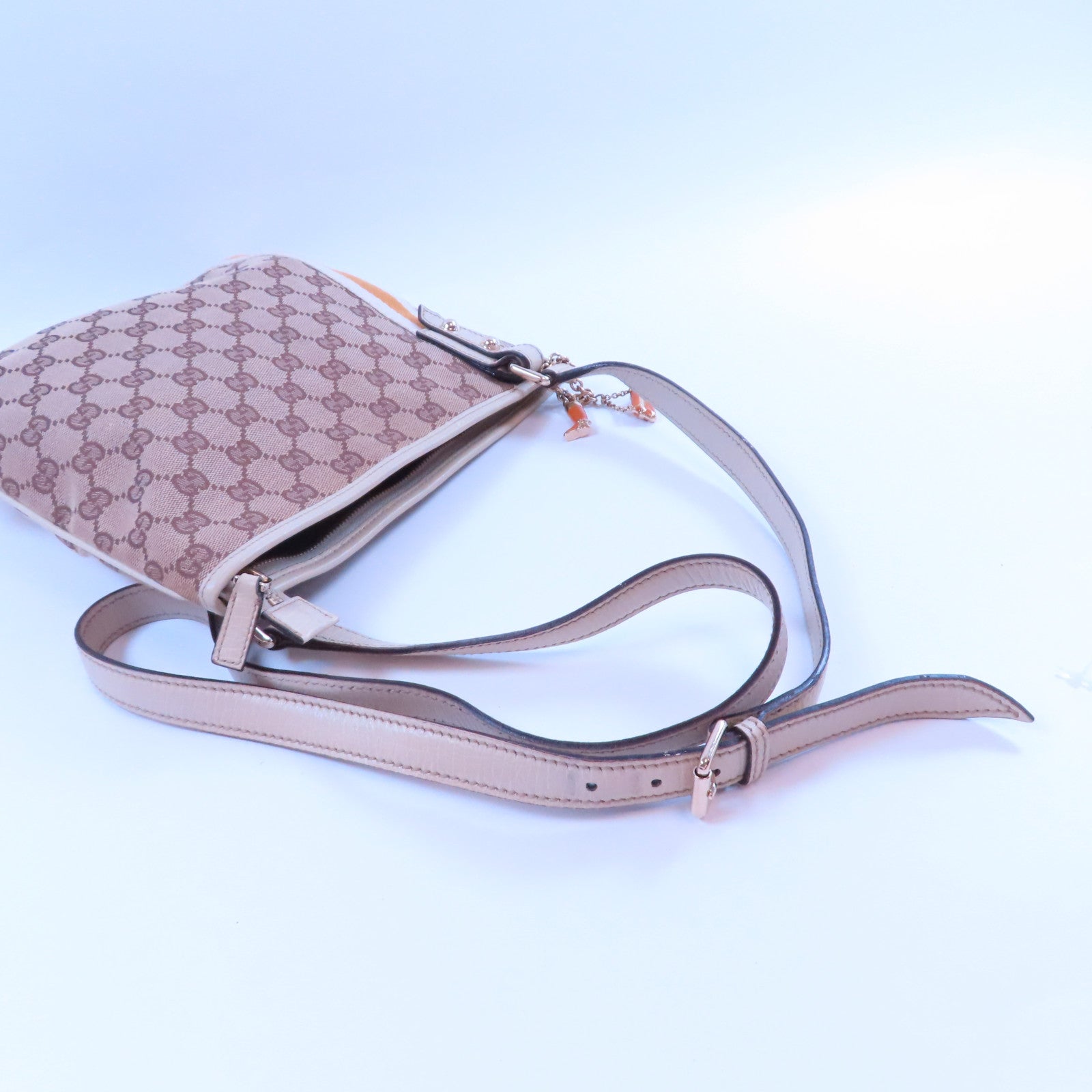 GUCCI 帆布Shoulder Bag金扣肩背袋米色