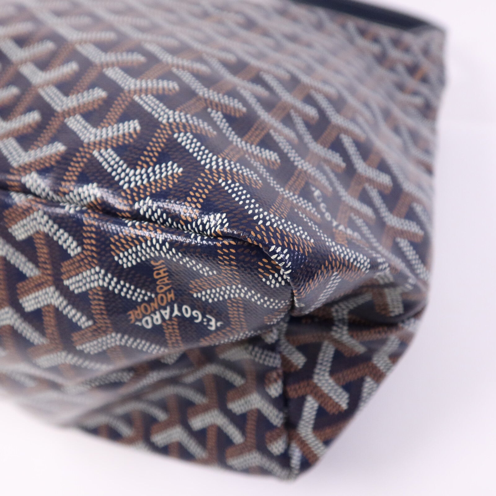 GOYARD 塗層帆布Boheme Hobo銀扣肩背袋