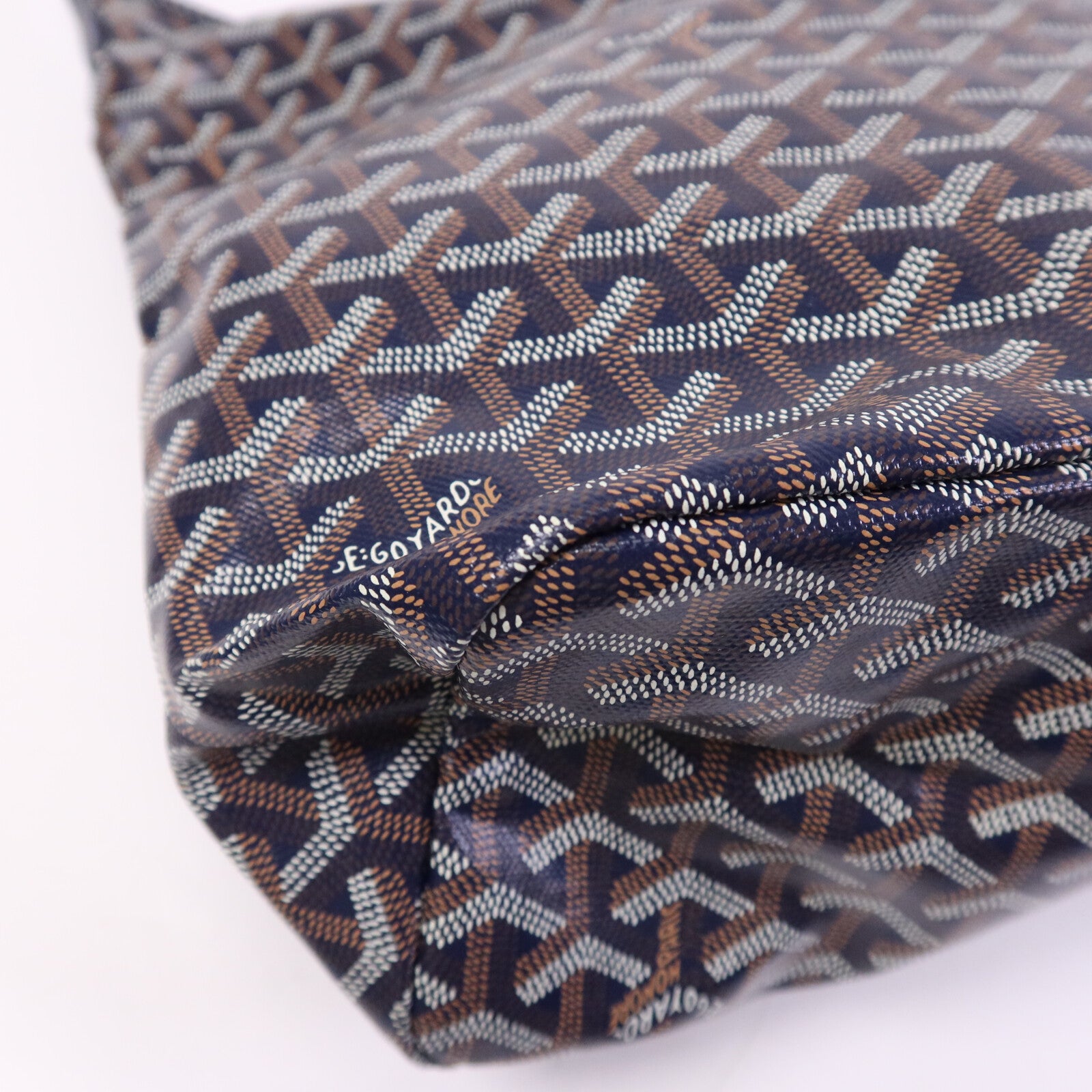 GOYARD 塗層帆布Boheme Hobo銀扣肩背袋