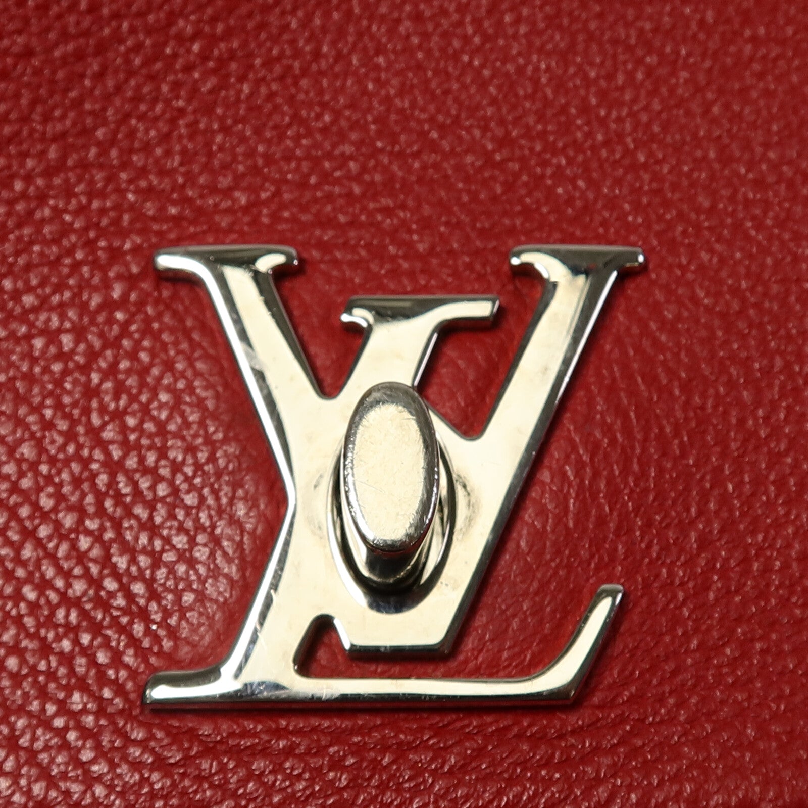 LOUIS VUITTON 牛皮皮革Lockme II BB鏈帶手挽肩背兩用袋