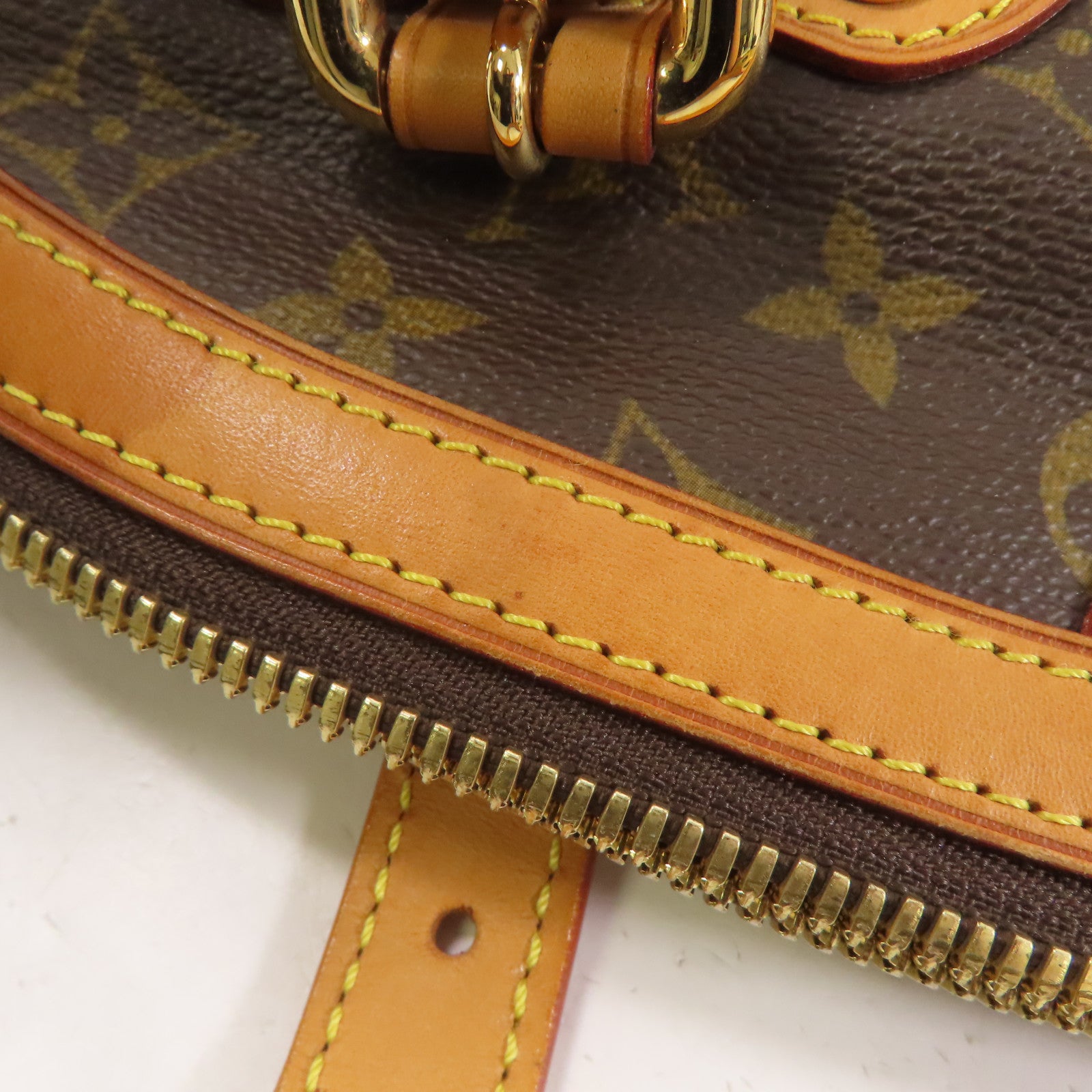 LOUIS VUITTON【激減優惠】 Monogram Tivoli GM金扣肩背袋棕色