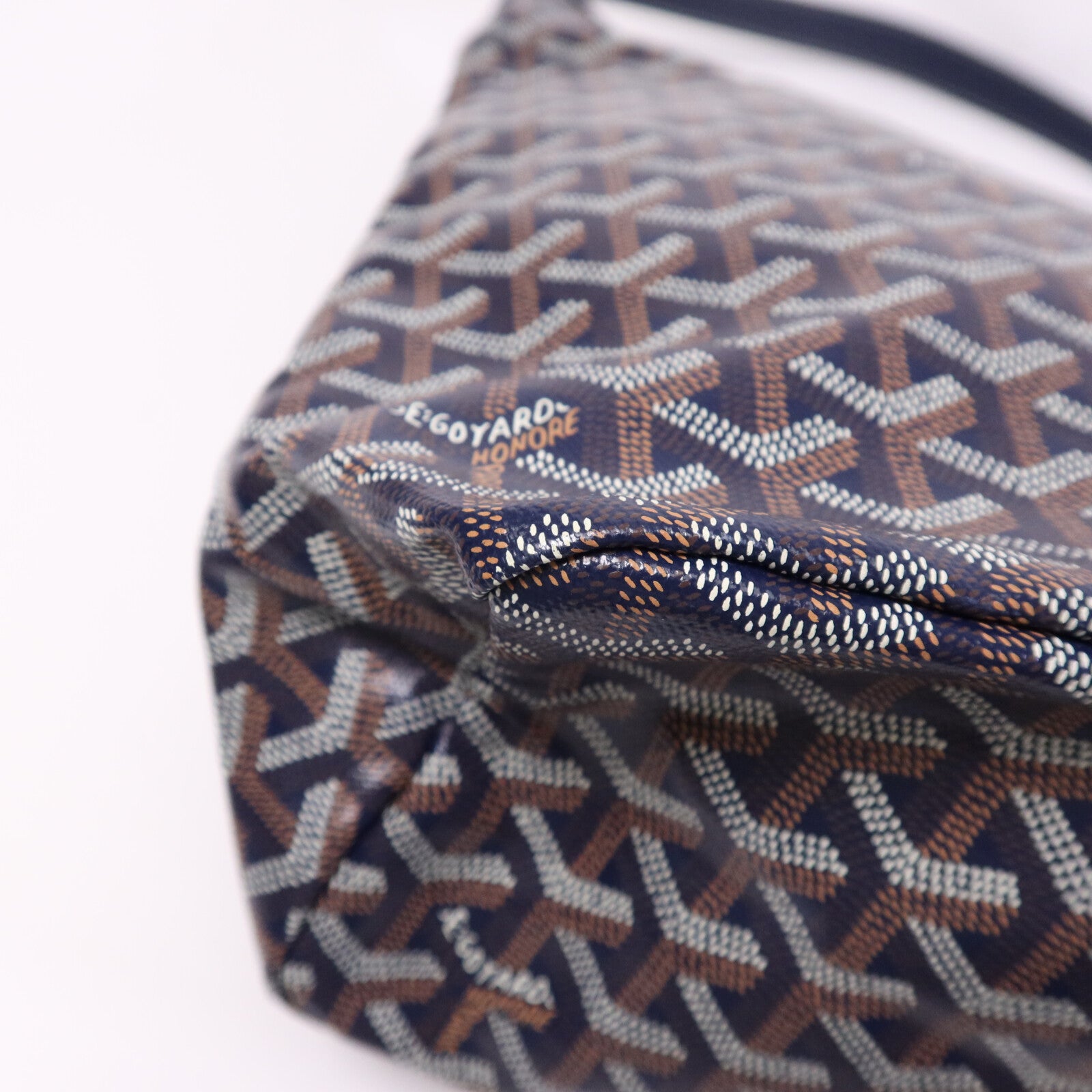 GOYARD 塗層帆布Boheme Hobo銀扣肩背袋