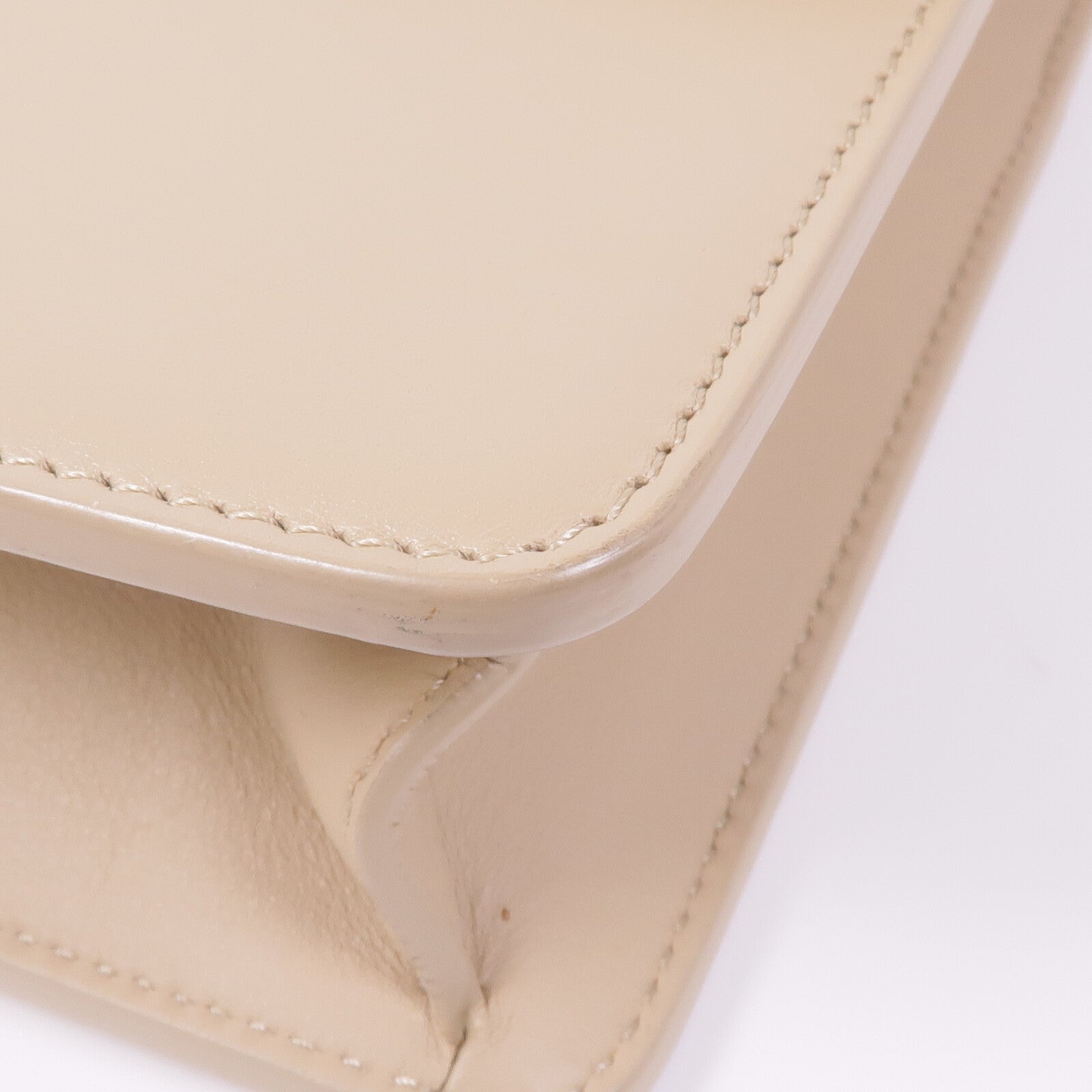 Dior 牛皮皮革30 Montaigne Shoulder Bag金扣肩背袋