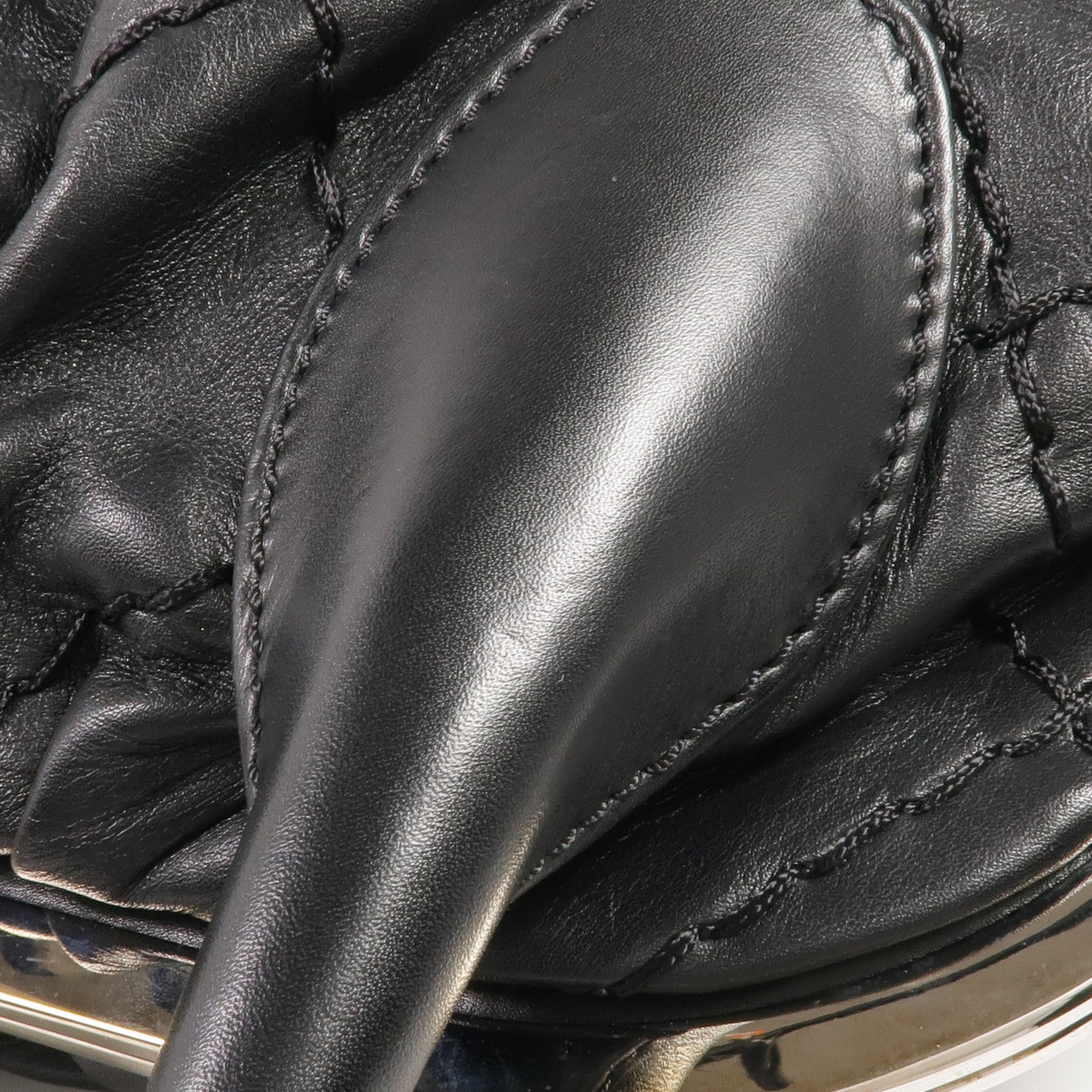 CHANEL 牛皮皮革Handbag銀扣手挽袋