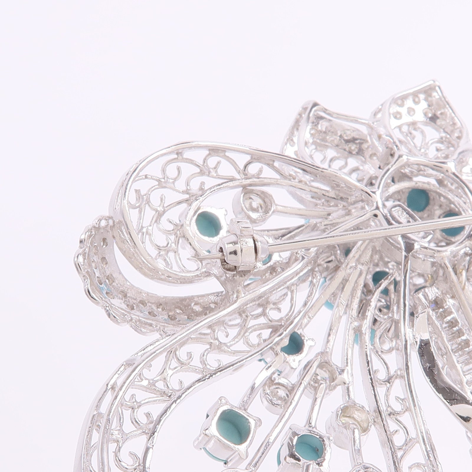 JEWELRY 18K白金Turquoise Diamond Brooch綠松石/鑽石胸針