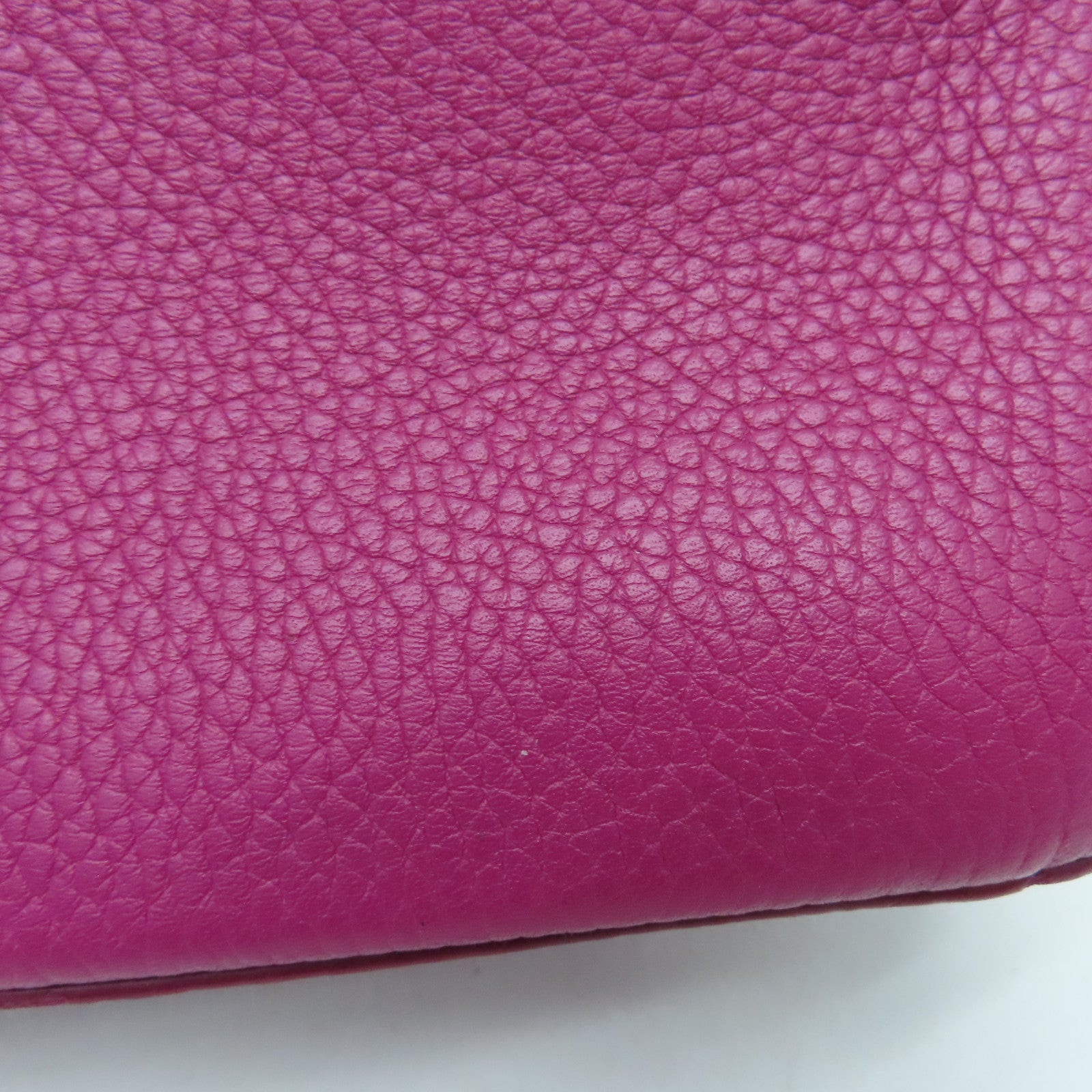 LOUIS VUITTON 牛皮皮革Capucines MM銀扣肩背袋粉紅色/卡其色/綠色