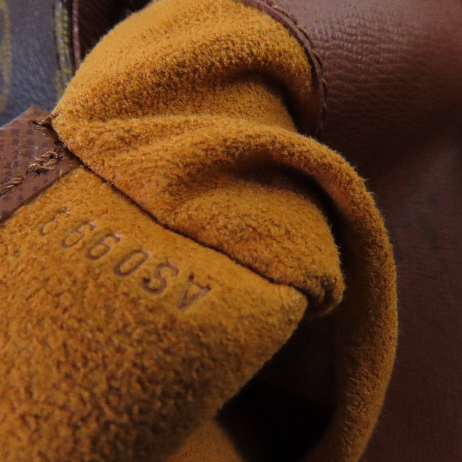 LOUIS VUITTON 【激減優惠】Monogram Musette Salsa Shoulder Bag金扣肩背袋啡色