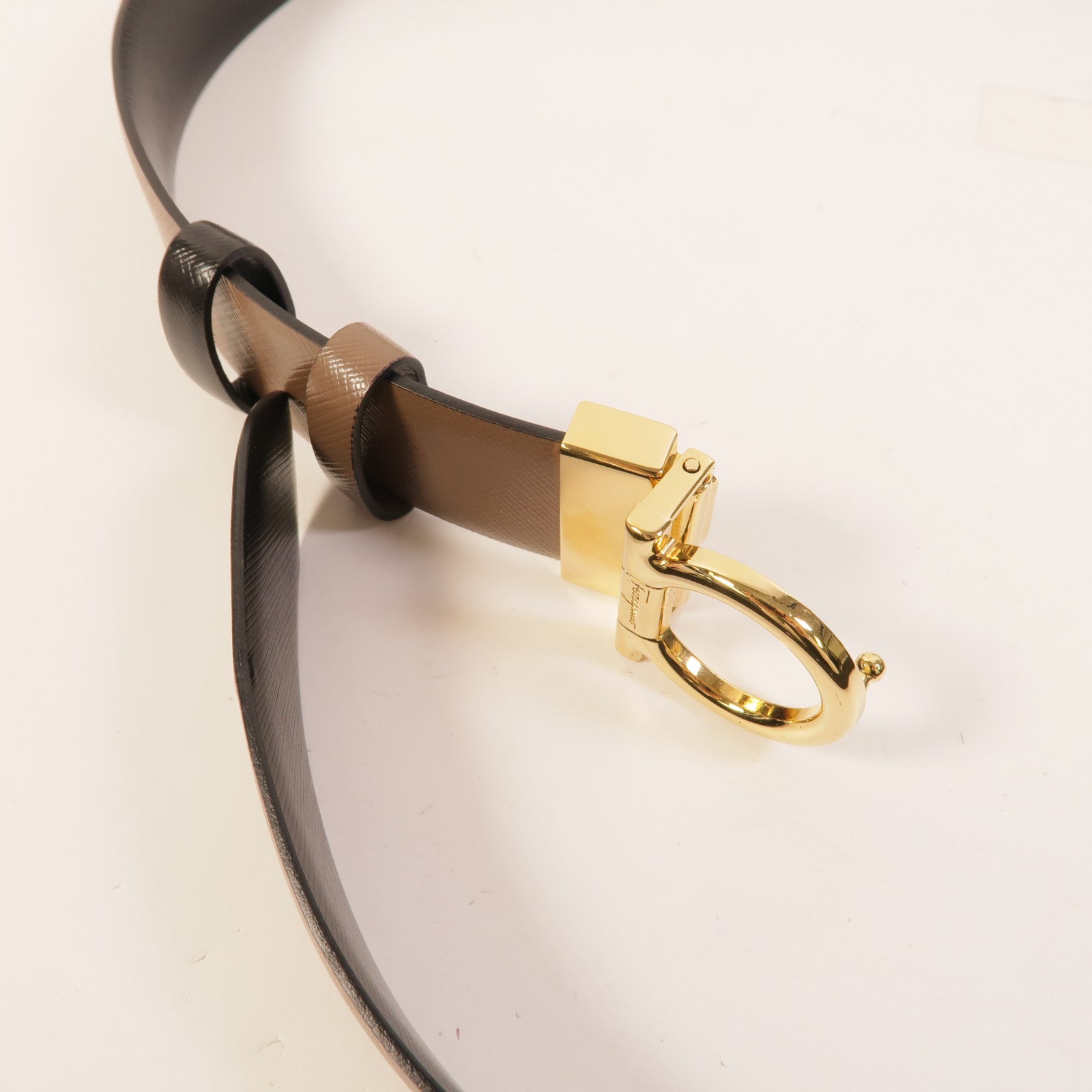 Salvatore Ferragamo 牛皮皮革Gancini Reversible Belt皮帶