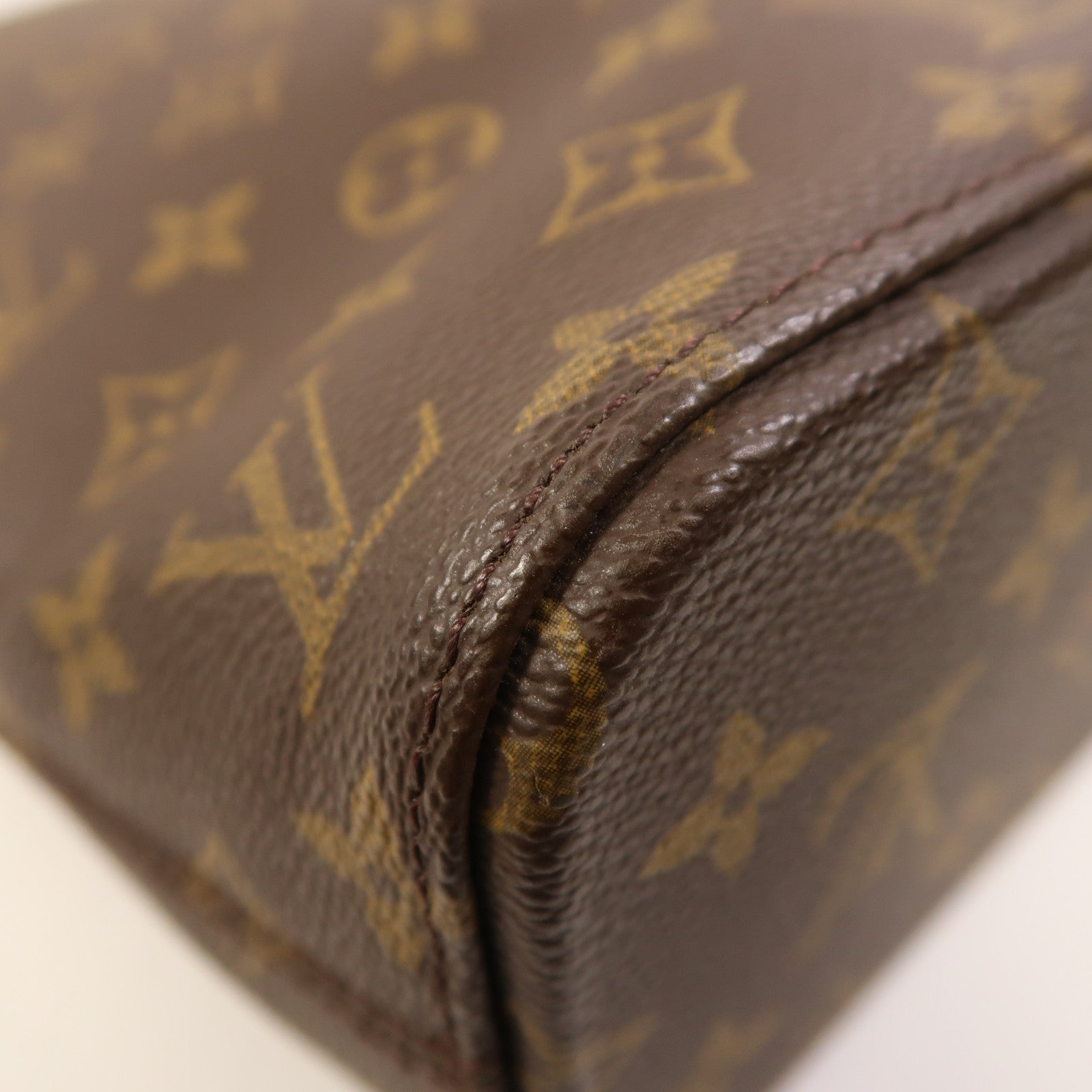 LOUIS VUITTON Monogram Luco Tote Bag金扣肩背袋